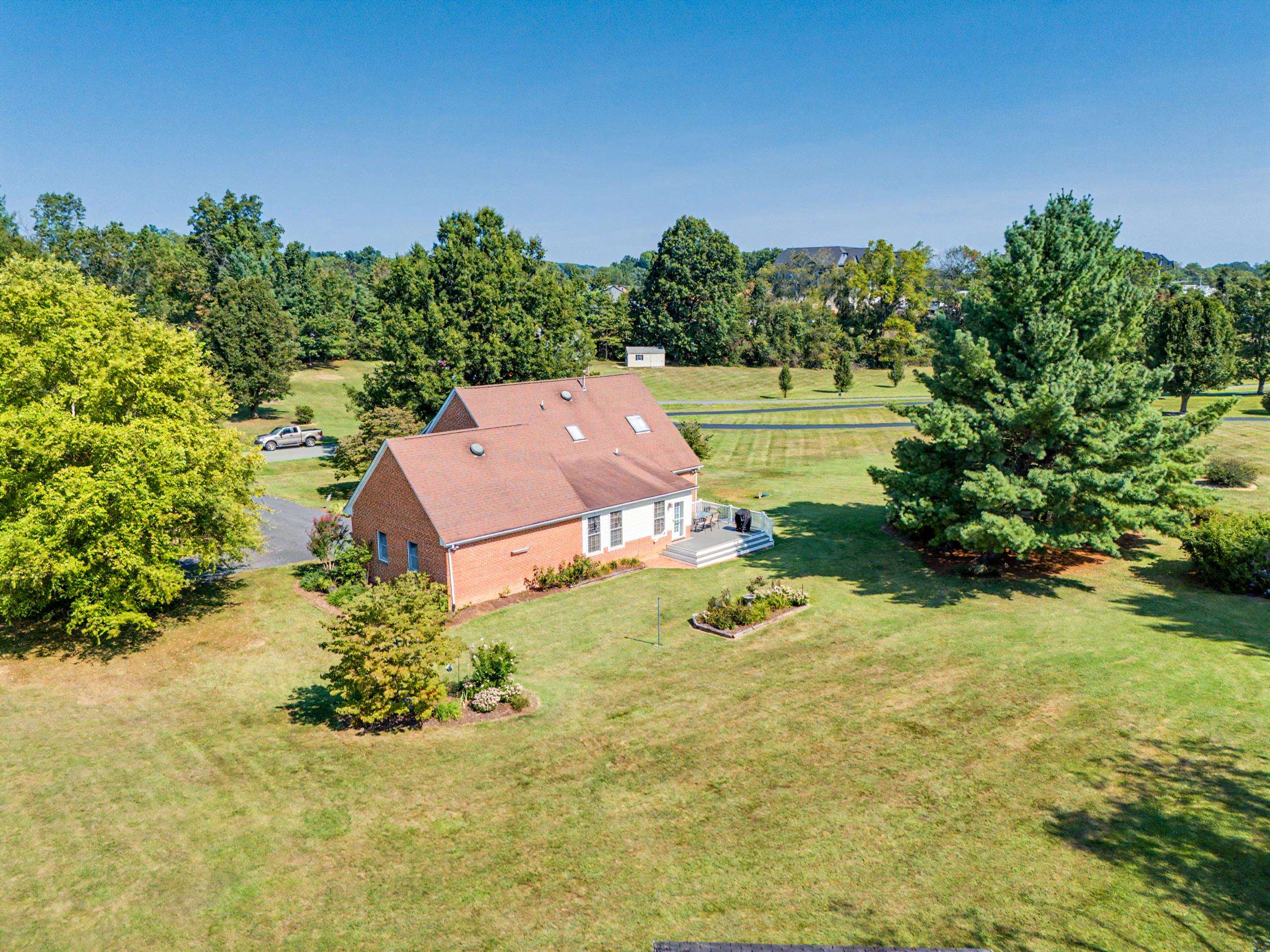 71 WILLOW LN, WAYNESBORO, Virginia 22980, 3 Bedrooms Bedrooms, ,2 BathroomsBathrooms,Residential,71 WILLOW LN,681551 MLS # 681551