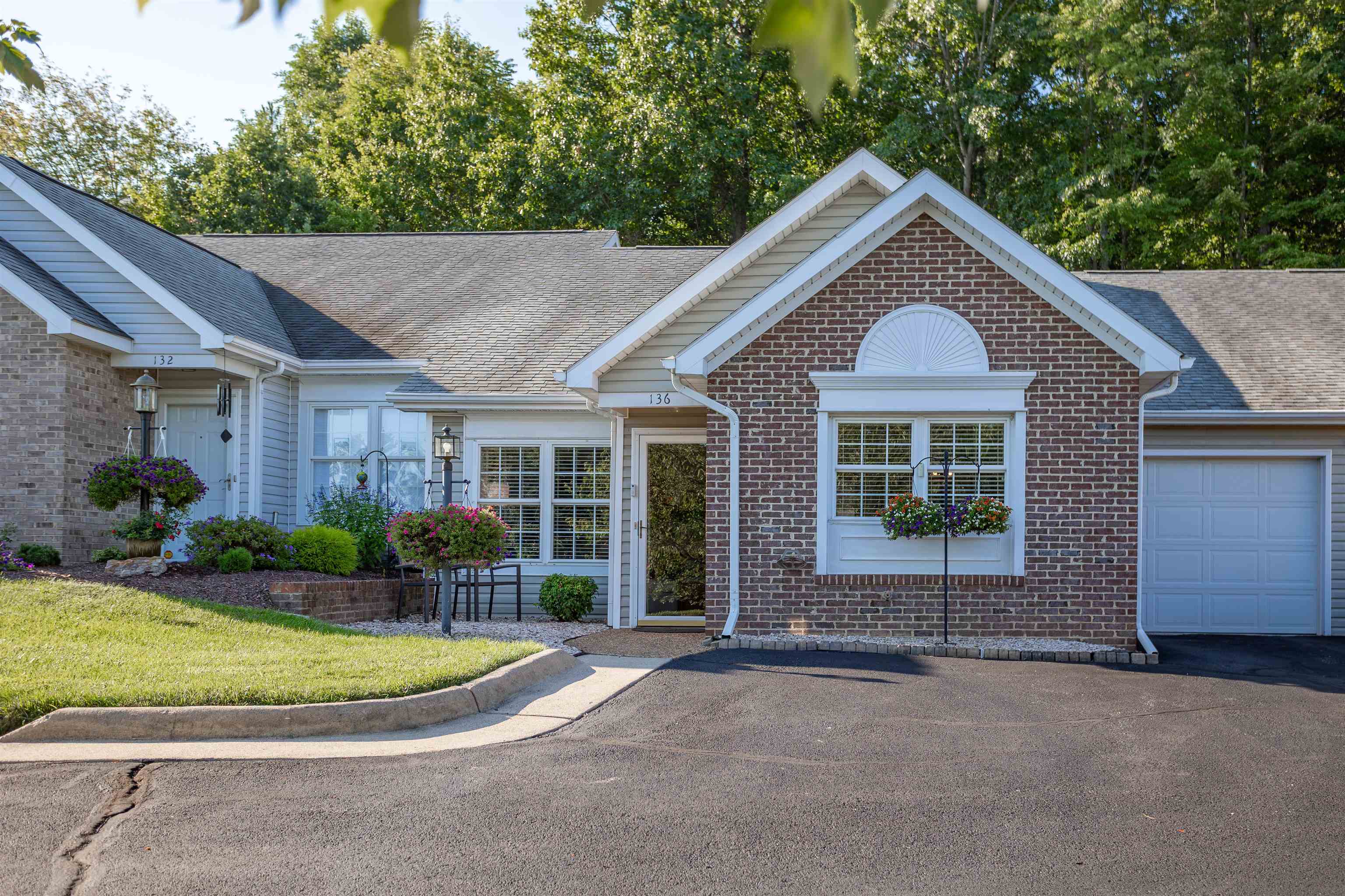 136 EMERALD DR, HARRISONBURG, Virginia 22801, 2 Bedrooms Bedrooms, ,2 BathroomsBathrooms,Residential,136 EMERALD DR,681552 MLS # 681552 136 EMERALD DR, HARRISONBURG, Virginia 22801, 2 Bedrooms Bedrooms, ,2 BathroomsBathrooms,Residential,136 EMERALD DR,681552 MLS # 681552