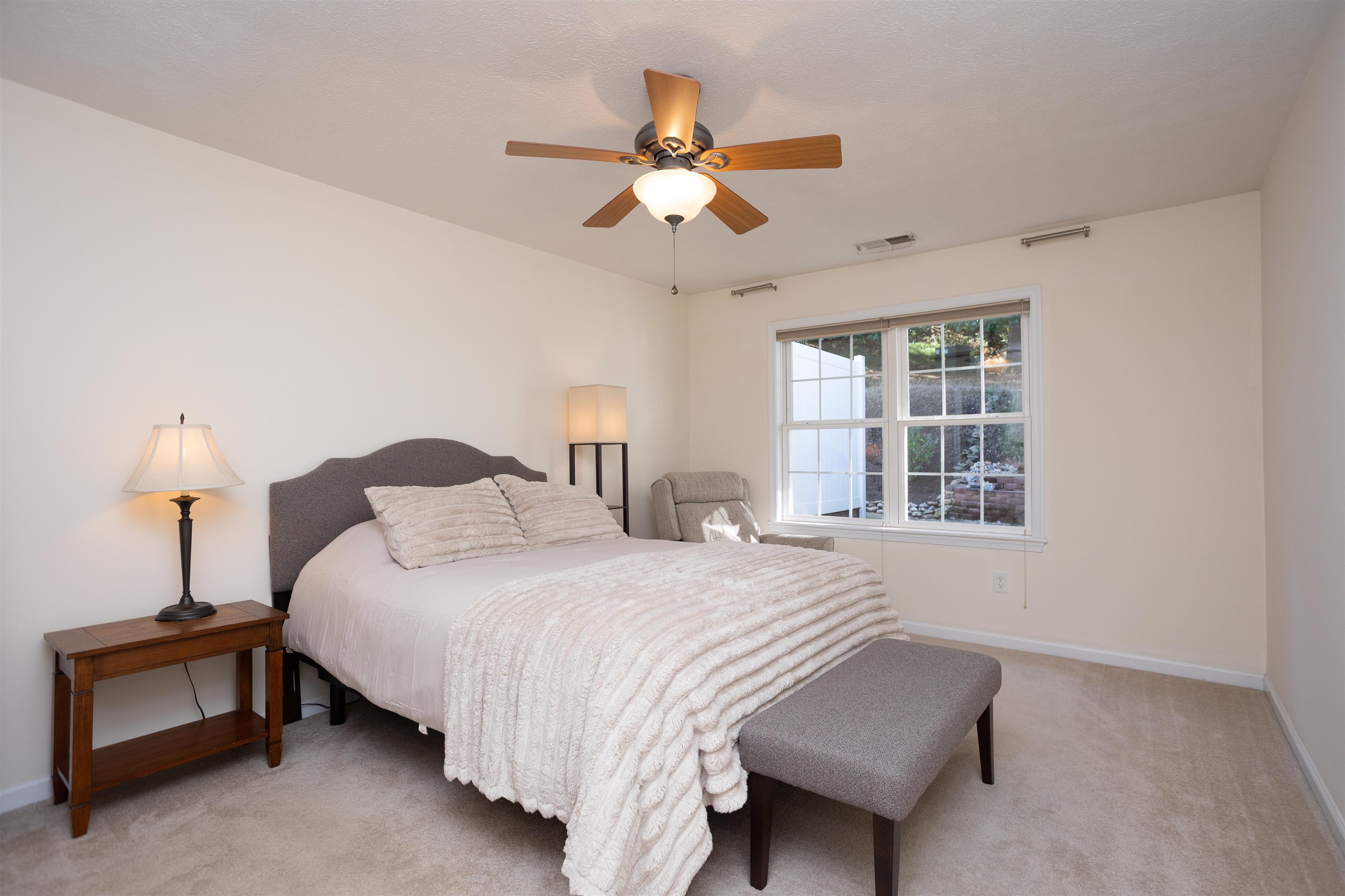 136 EMERALD DR, HARRISONBURG, Virginia 22801, 2 Bedrooms Bedrooms, ,2 BathroomsBathrooms,Residential,136 EMERALD DR,681552 MLS # 681552 136 EMERALD DR, HARRISONBURG, Virginia 22801, 2 Bedrooms Bedrooms, ,2 BathroomsBathrooms,Residential,136 EMERALD DR,681552 MLS # 681552