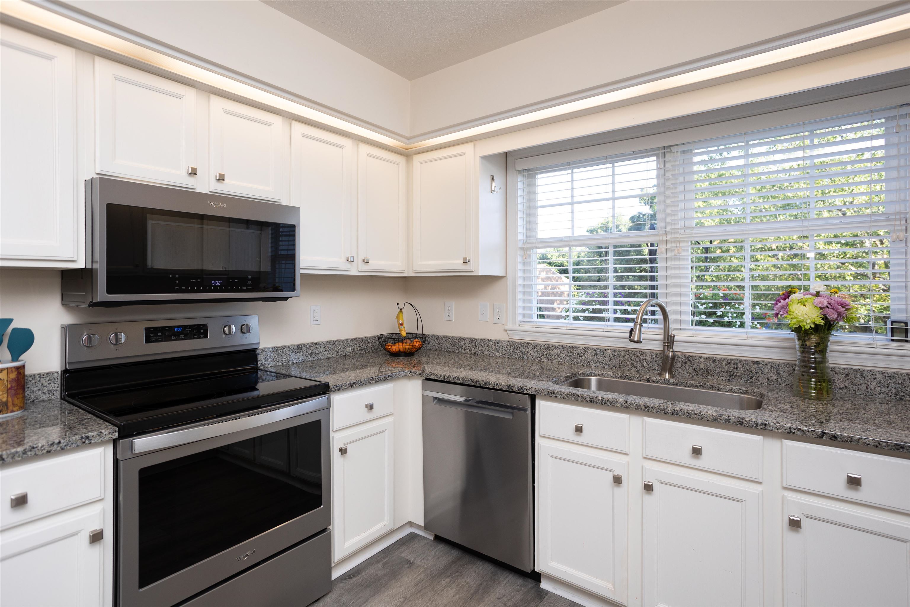 136 EMERALD DR, HARRISONBURG, Virginia 22801, 2 Bedrooms Bedrooms, ,2 BathroomsBathrooms,Residential,136 EMERALD DR,681552 MLS # 681552 136 EMERALD DR, HARRISONBURG, Virginia 22801, 2 Bedrooms Bedrooms, ,2 BathroomsBathrooms,Residential,136 EMERALD DR,681552 MLS # 681552
