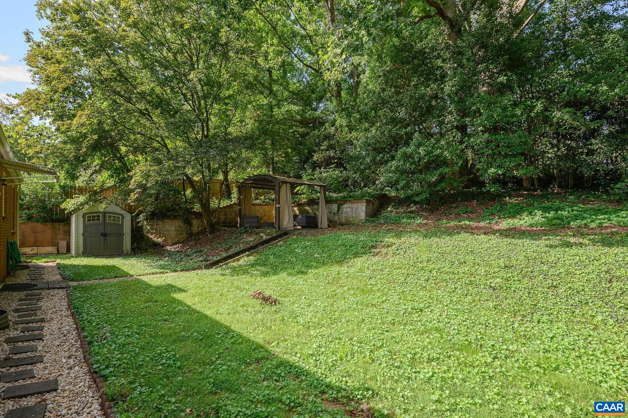 2507 WILLARD DR, CHARLOTTESVILLE, Virginia 22903, 3 Bedrooms Bedrooms, ,2 BathroomsBathrooms,Residential,2507 WILLARD DR,681554 MLS # 681554 2507 WILLARD DR, CHARLOTTESVILLE, Virginia 22903, 3 Bedrooms Bedrooms, ,2 BathroomsBathrooms,Residential,2507 WILLARD DR,681554 MLS # 681554