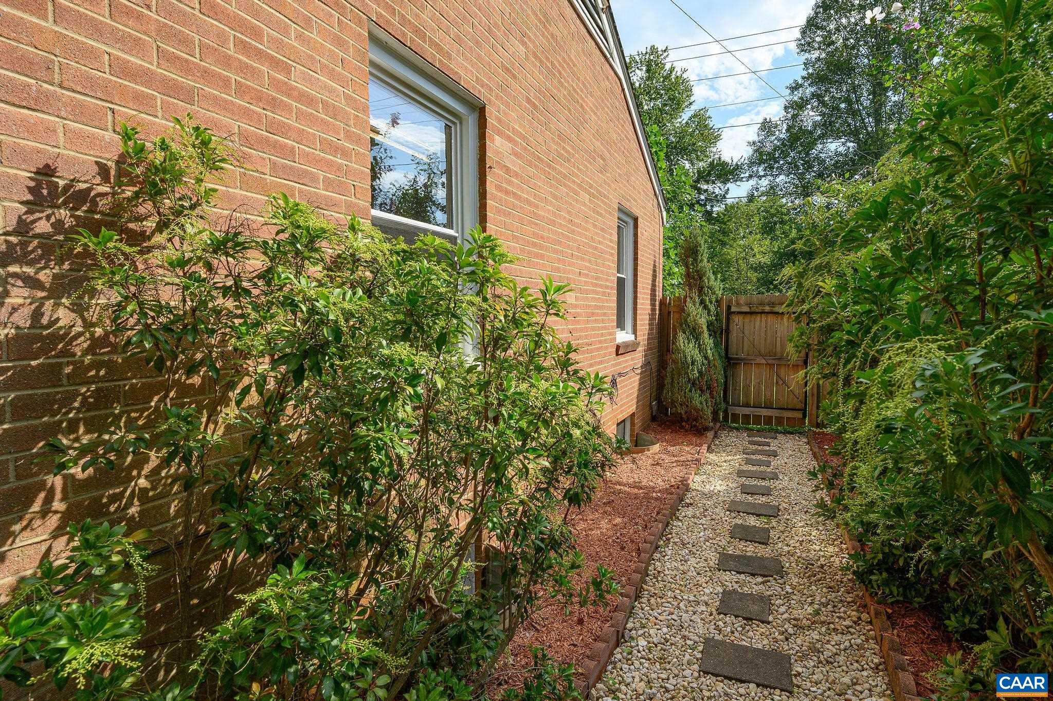 2507 WILLARD DR, CHARLOTTESVILLE, Virginia 22903, 3 Bedrooms Bedrooms, ,2 BathroomsBathrooms,Residential,2507 WILLARD DR,681554 MLS # 681554 2507 WILLARD DR, CHARLOTTESVILLE, Virginia 22903, 3 Bedrooms Bedrooms, ,2 BathroomsBathrooms,Residential,2507 WILLARD DR,681554 MLS # 681554