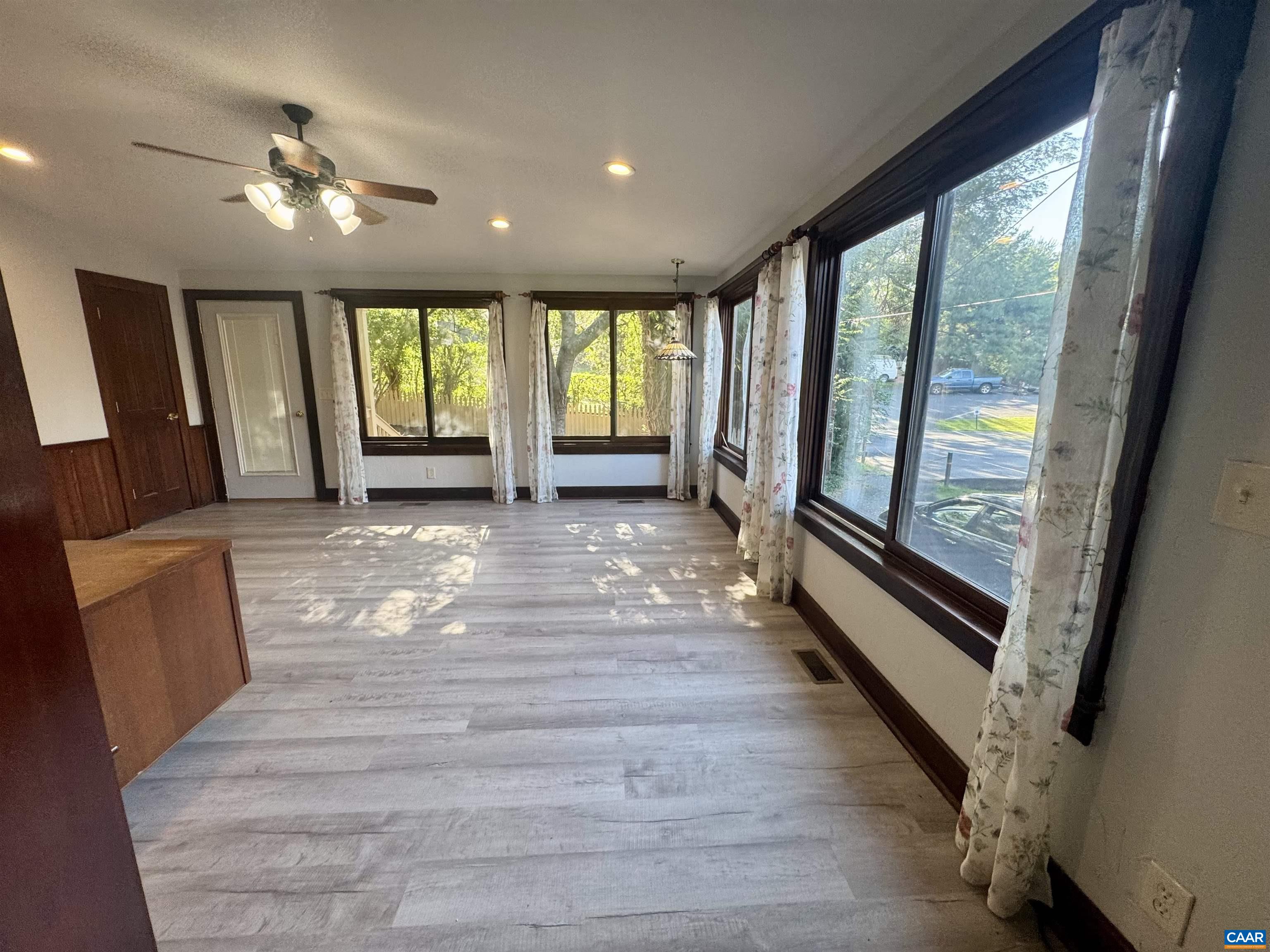 701 DONAGHE ST, STAUNTON, Virginia 24401, 3 Bedrooms Bedrooms, ,2 BathroomsBathrooms,Residential,Gypsy Hill Dutch Colonial,701 DONAGHE ST,681555 MLS # 681555 701 DONAGHE ST, STAUNTON, Virginia 24401, 3 Bedrooms Bedrooms, ,2 BathroomsBathrooms,Residential,Gypsy Hill Dutch Colonial,701 DONAGHE ST,681555 MLS # 681555