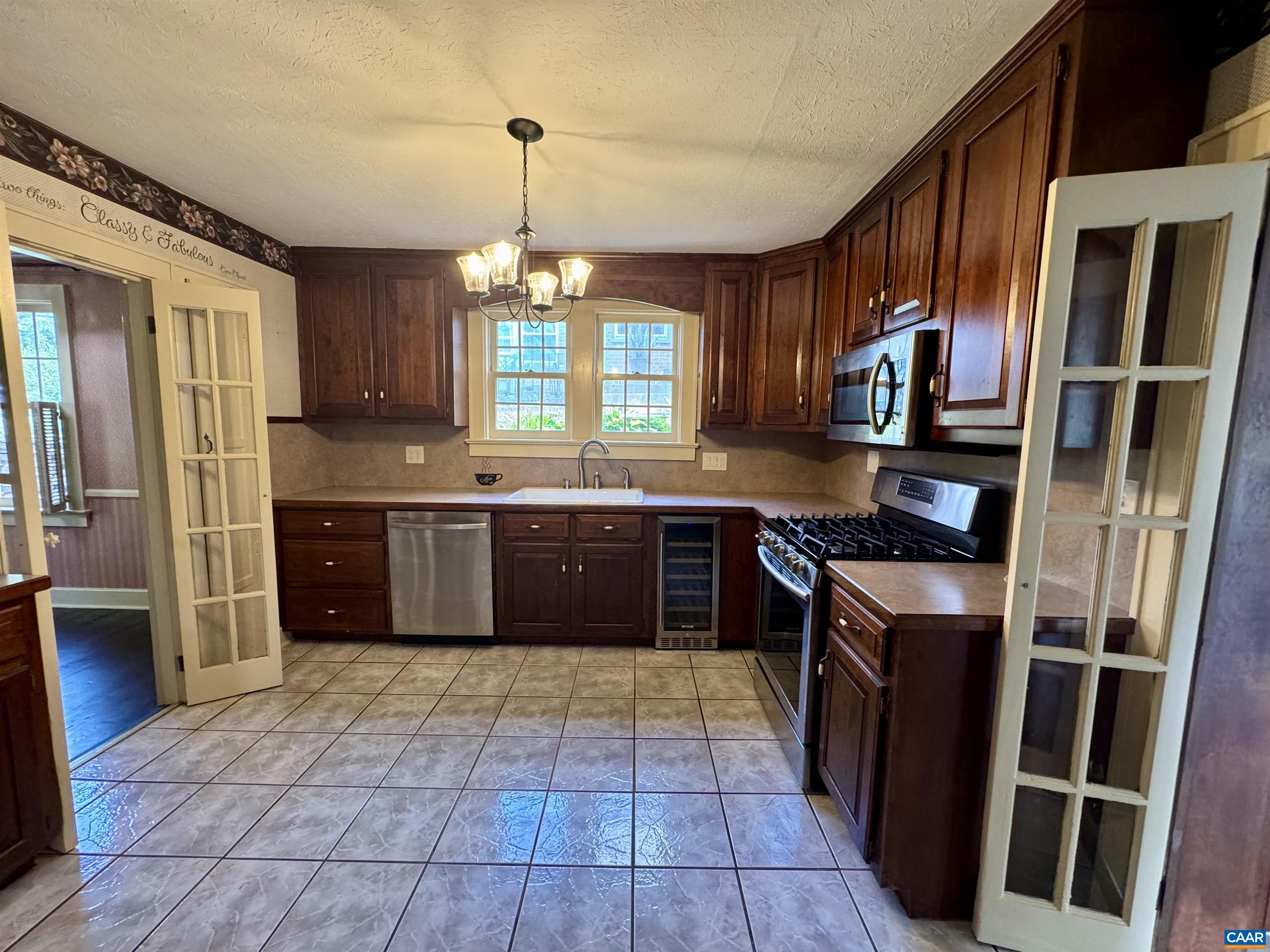 701 DONAGHE ST, STAUNTON, Virginia 24401, 3 Bedrooms Bedrooms, ,2 BathroomsBathrooms,Residential,Gypsy Hill Dutch Colonial,701 DONAGHE ST,681555 MLS # 681555 701 DONAGHE ST, STAUNTON, Virginia 24401, 3 Bedrooms Bedrooms, ,2 BathroomsBathrooms,Residential,Gypsy Hill Dutch Colonial,701 DONAGHE ST,681555 MLS # 681555