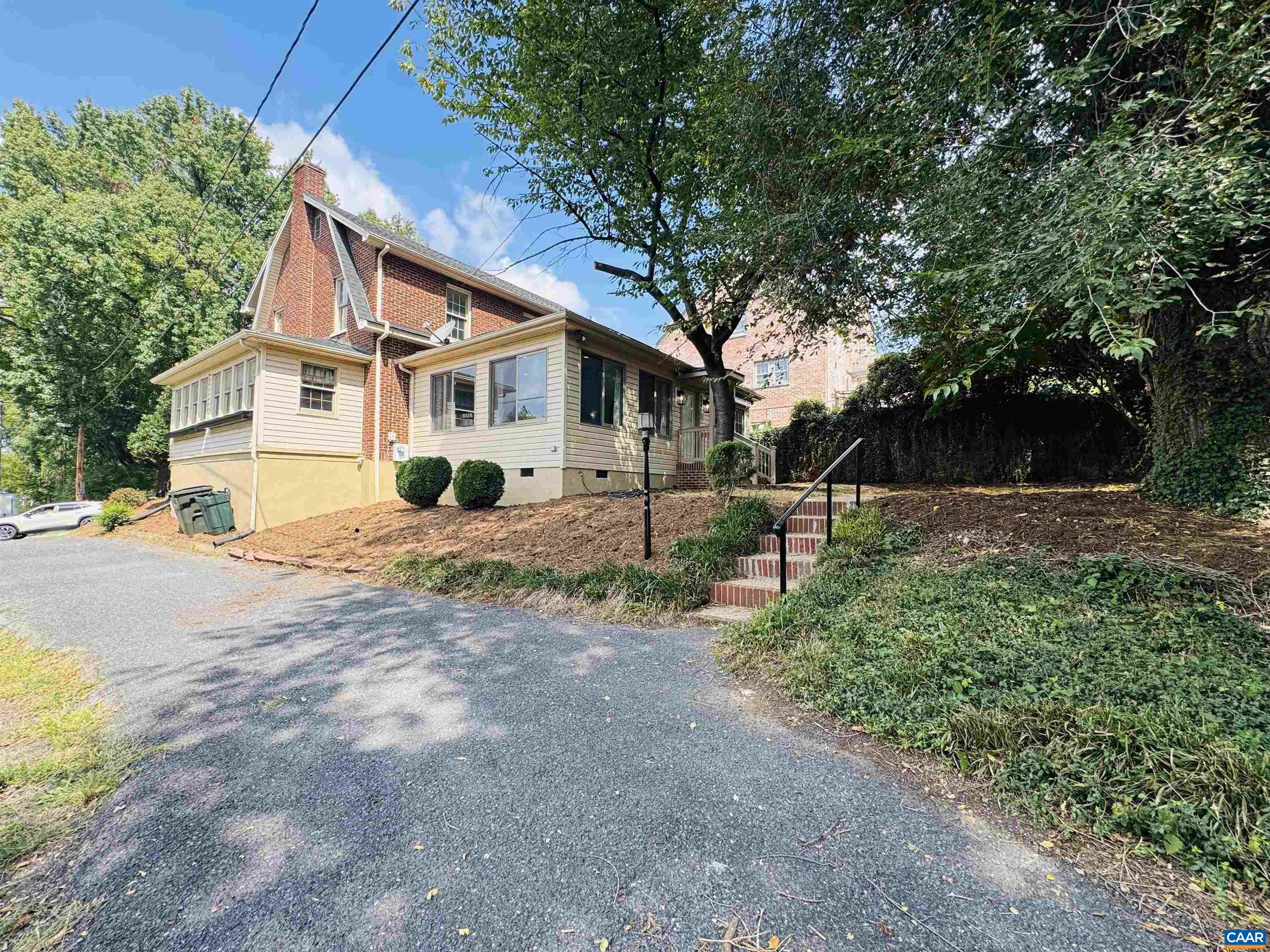 701 DONAGHE ST, STAUNTON, Virginia 24401, 3 Bedrooms Bedrooms, ,2 BathroomsBathrooms,Residential,Gypsy Hill Dutch Colonial,701 DONAGHE ST,681555 MLS # 681555 701 DONAGHE ST, STAUNTON, Virginia 24401, 3 Bedrooms Bedrooms, ,2 BathroomsBathrooms,Residential,Gypsy Hill Dutch Colonial,701 DONAGHE ST,681555 MLS # 681555