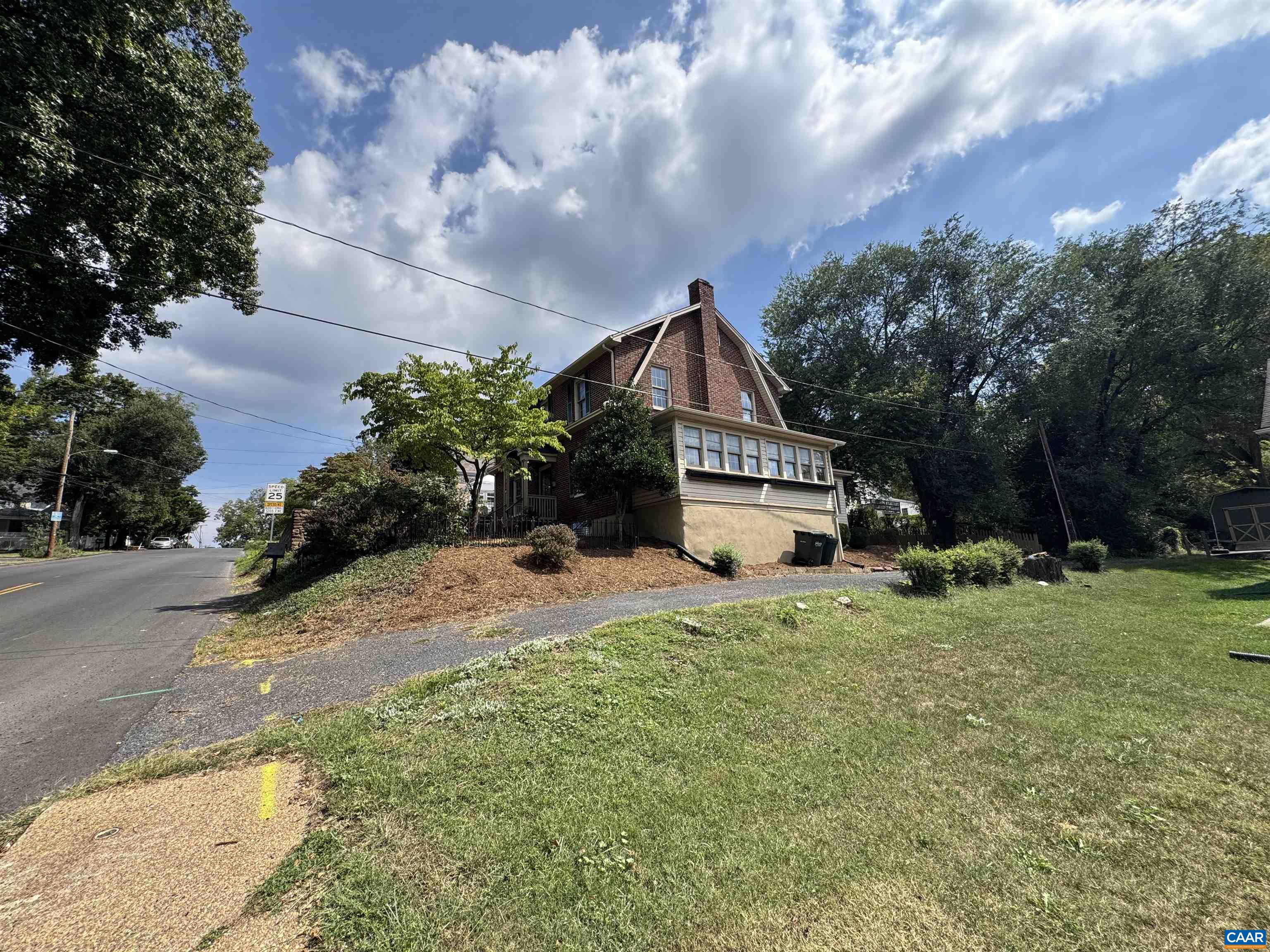 701 DONAGHE ST, STAUNTON, Virginia 24401, 3 Bedrooms Bedrooms, ,2 BathroomsBathrooms,Residential,Gypsy Hill Dutch Colonial,701 DONAGHE ST,681555 MLS # 681555 701 DONAGHE ST, STAUNTON, Virginia 24401, 3 Bedrooms Bedrooms, ,2 BathroomsBathrooms,Residential,Gypsy Hill Dutch Colonial,701 DONAGHE ST,681555 MLS # 681555