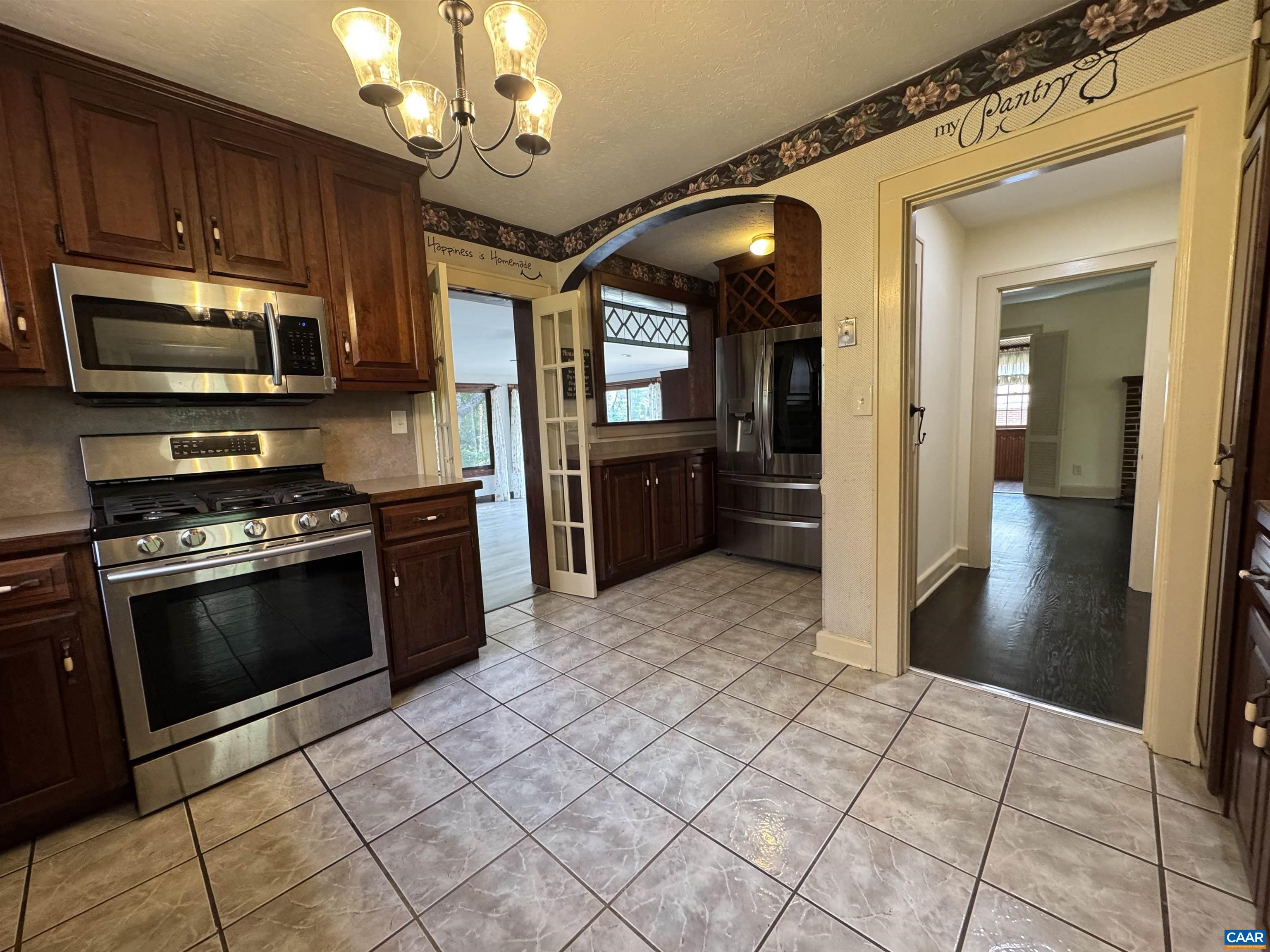 701 DONAGHE ST, STAUNTON, Virginia 24401, 3 Bedrooms Bedrooms, ,2 BathroomsBathrooms,Residential,Gypsy Hill Dutch Colonial,701 DONAGHE ST,681555 MLS # 681555 701 DONAGHE ST, STAUNTON, Virginia 24401, 3 Bedrooms Bedrooms, ,2 BathroomsBathrooms,Residential,Gypsy Hill Dutch Colonial,701 DONAGHE ST,681555 MLS # 681555
