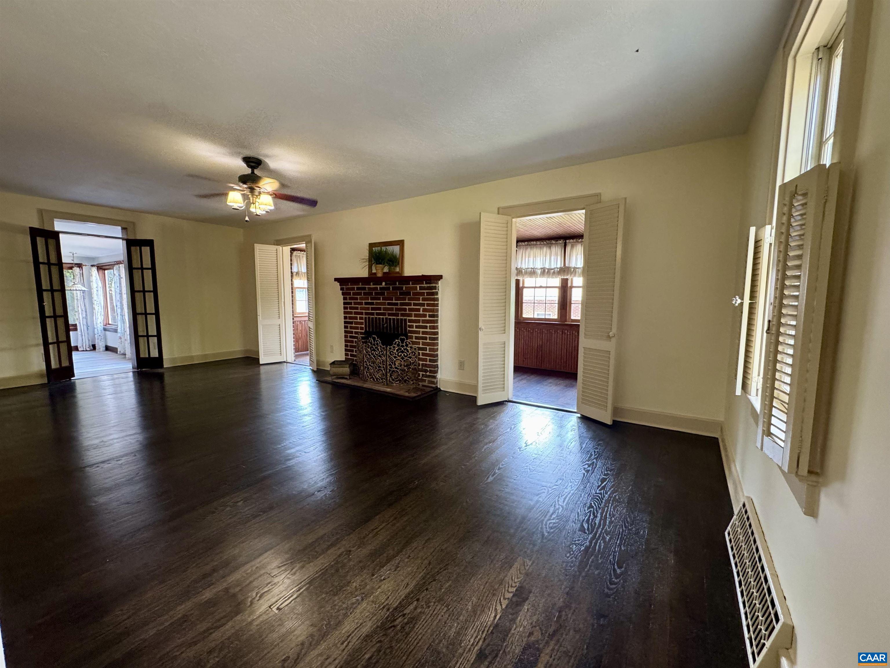 701 DONAGHE ST, STAUNTON, Virginia 24401, 3 Bedrooms Bedrooms, ,2 BathroomsBathrooms,Residential,Gypsy Hill Dutch Colonial,701 DONAGHE ST,681555 MLS # 681555 701 DONAGHE ST, STAUNTON, Virginia 24401, 3 Bedrooms Bedrooms, ,2 BathroomsBathrooms,Residential,Gypsy Hill Dutch Colonial,701 DONAGHE ST,681555 MLS # 681555