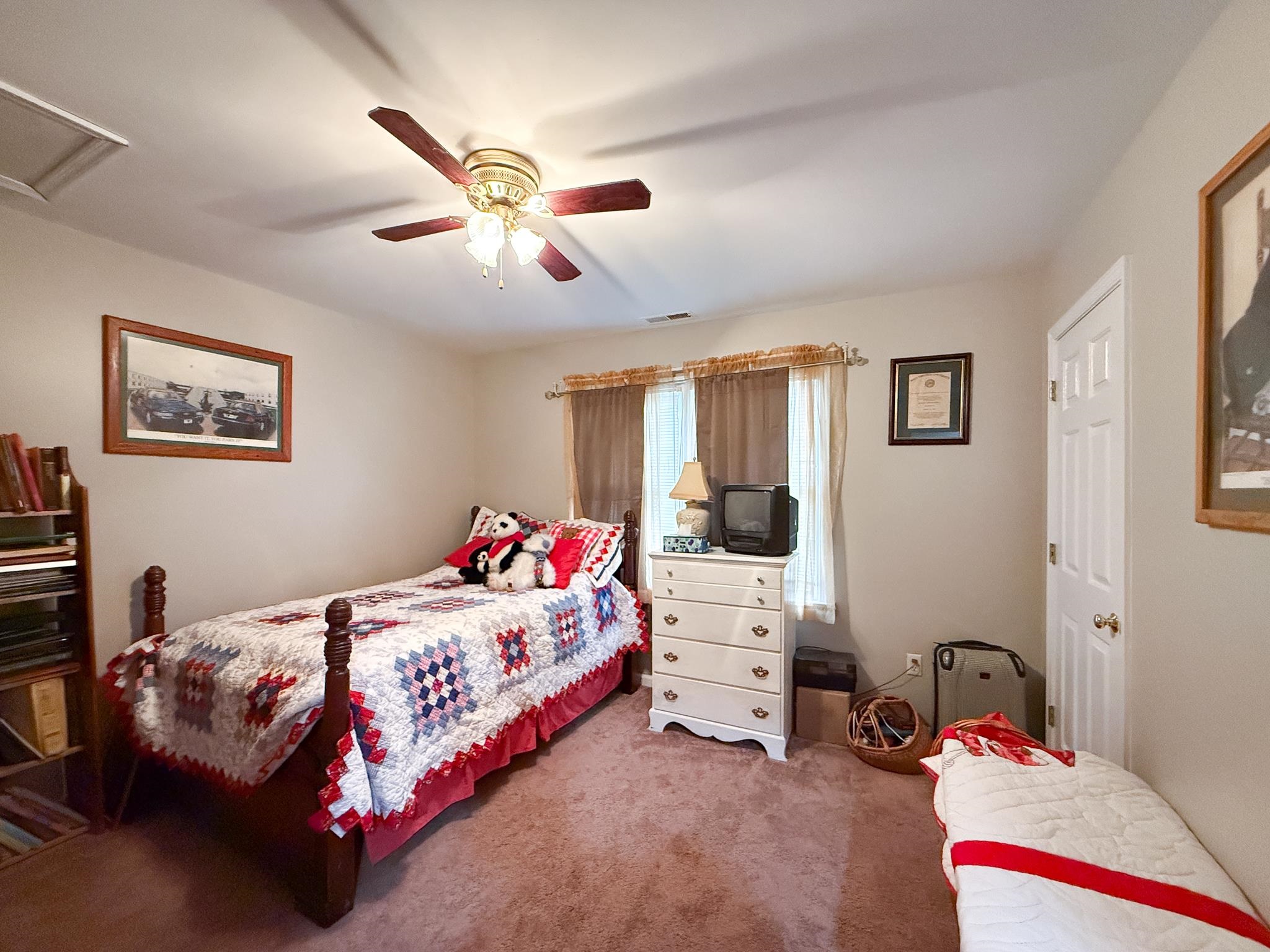 1627 CHATHAM RD, WAYNESBORO, Virginia 22980, 4 Bedrooms Bedrooms, ,2 BathroomsBathrooms,Residential,1627 CHATHAM RD,681556 MLS # 681556