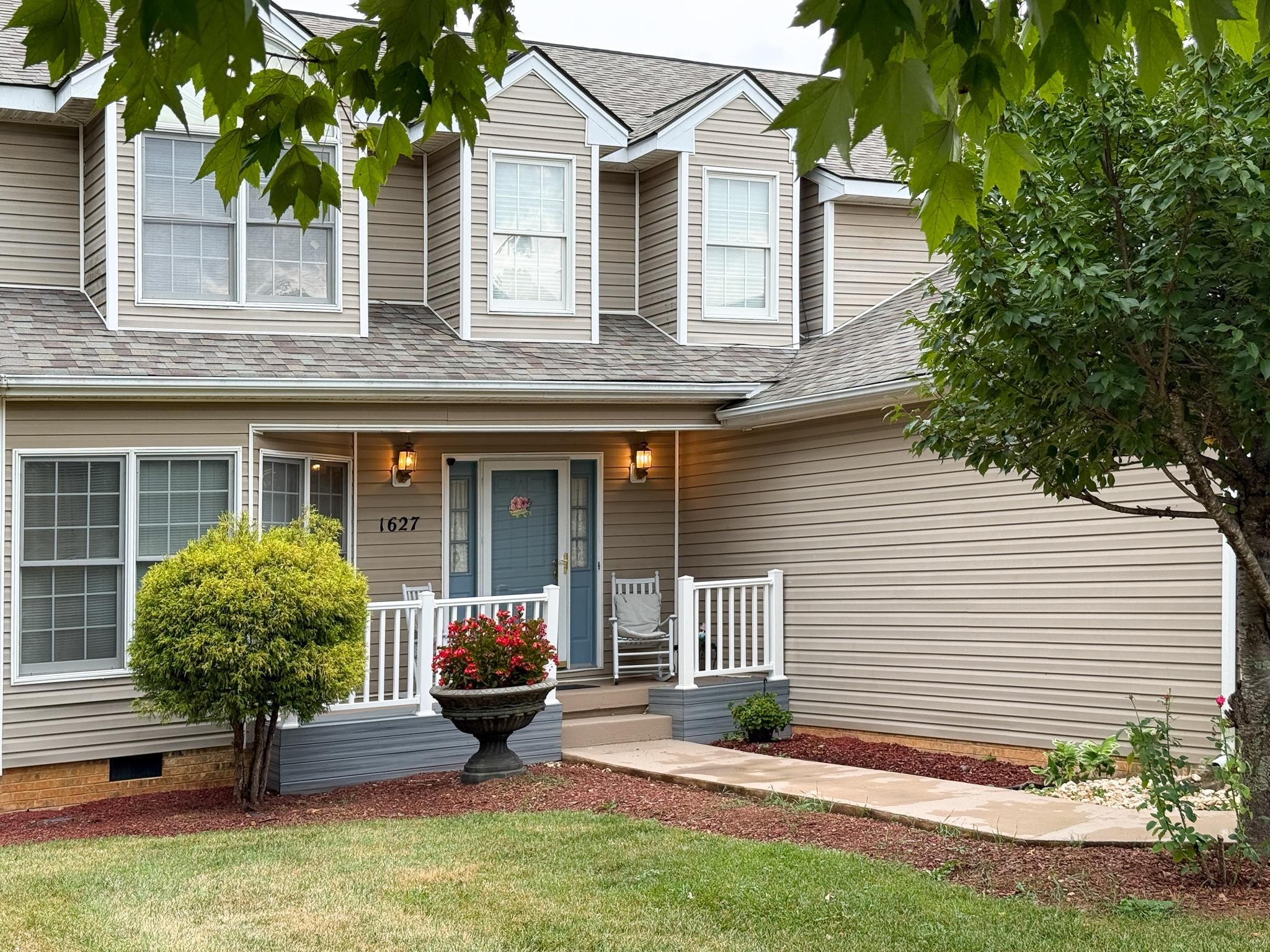 1627 CHATHAM RD, WAYNESBORO, Virginia 22980, 4 Bedrooms Bedrooms, ,2 BathroomsBathrooms,Residential,1627 CHATHAM RD,681556 MLS # 681556