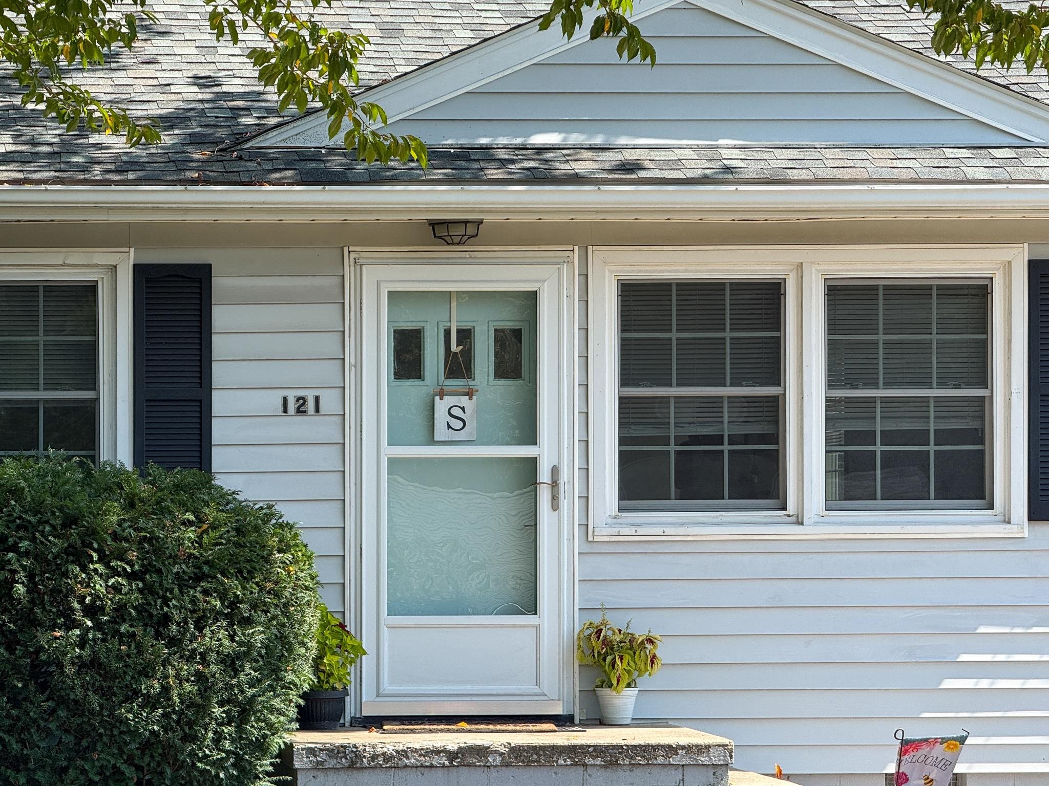 121 FRASER LN, STAUNTON, Virginia 24401, 3 Bedrooms Bedrooms, ,1 BathroomBathrooms,Residential,121 FRASER LN,681557 MLS # 681557 121 FRASER LN, STAUNTON, Virginia 24401, 3 Bedrooms Bedrooms, ,1 BathroomBathrooms,Residential,121 FRASER LN,681557 MLS # 681557