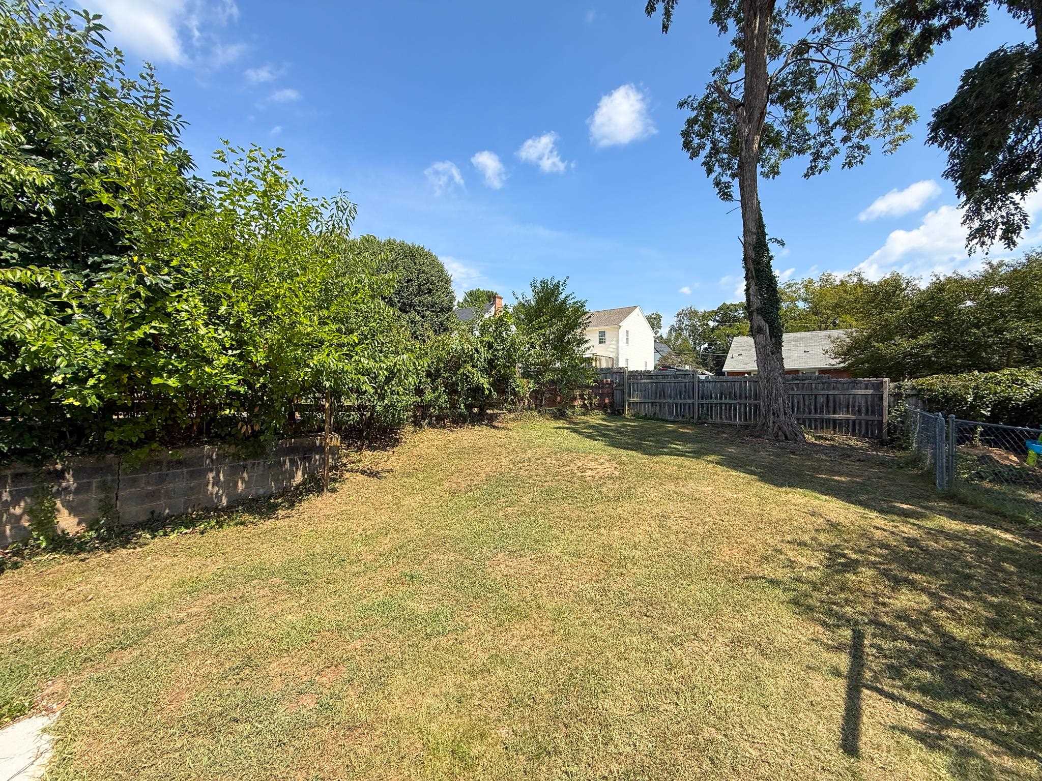 121 FRASER LN, STAUNTON, Virginia 24401, 3 Bedrooms Bedrooms, ,1 BathroomBathrooms,Residential,121 FRASER LN,681557 MLS # 681557 121 FRASER LN, STAUNTON, Virginia 24401, 3 Bedrooms Bedrooms, ,1 BathroomBathrooms,Residential,121 FRASER LN,681557 MLS # 681557