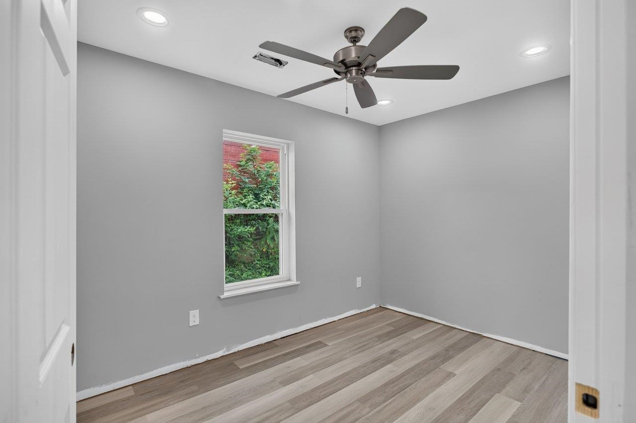395 TRENTON AVE, SHENANDOAH, Virginia 22849, 4 Bedrooms Bedrooms, ,2 BathroomsBathrooms,Residential,395 TRENTON AVE,679837 MLS # 679837 395 TRENTON AVE, SHENANDOAH, Virginia 22849, 4 Bedrooms Bedrooms, ,2 BathroomsBathrooms,Residential,395 TRENTON AVE,679837 MLS # 679837