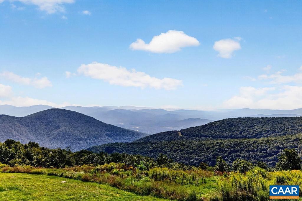 1623 OVERLOOK, WINTERGREEN, Virginia 22967, 2 Bedrooms Bedrooms, ,2 BathroomsBathrooms,Residential,Big Chill,1623 OVERLOOK,681400 MLS # 681400 1623 OVERLOOK, WINTERGREEN, Virginia 22967, 2 Bedrooms Bedrooms, ,2 BathroomsBathrooms,Residential,Big Chill,1623 OVERLOOK,681400 MLS # 681400
