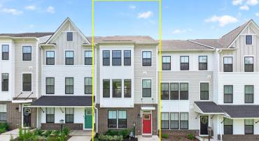 Like-new 4 bedroom, 3 1/2 bath 2 car garage townhome just 4 miles to Downtown Charlottesville