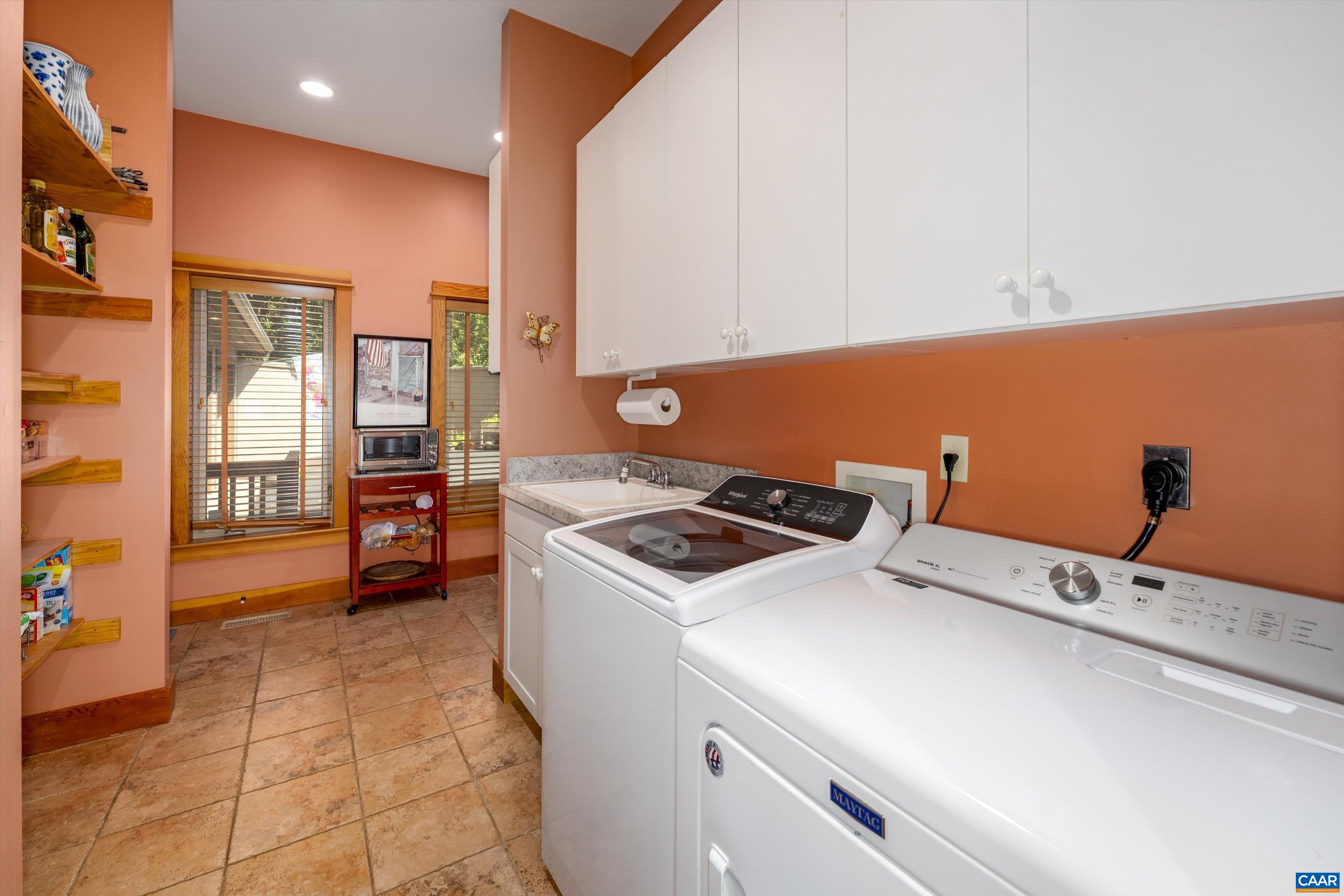 9 LADYSLIPPER LN, WINTERGREEN RESORT, Virginia 22967, 5 Bedrooms Bedrooms, ,5 BathroomsBathrooms,Residential,9 LADYSLIPPER LN,681542 MLS # 681542 9 LADYSLIPPER LN, WINTERGREEN RESORT, Virginia 22967, 5 Bedrooms Bedrooms, ,5 BathroomsBathrooms,Residential,9 LADYSLIPPER LN,681542 MLS # 681542