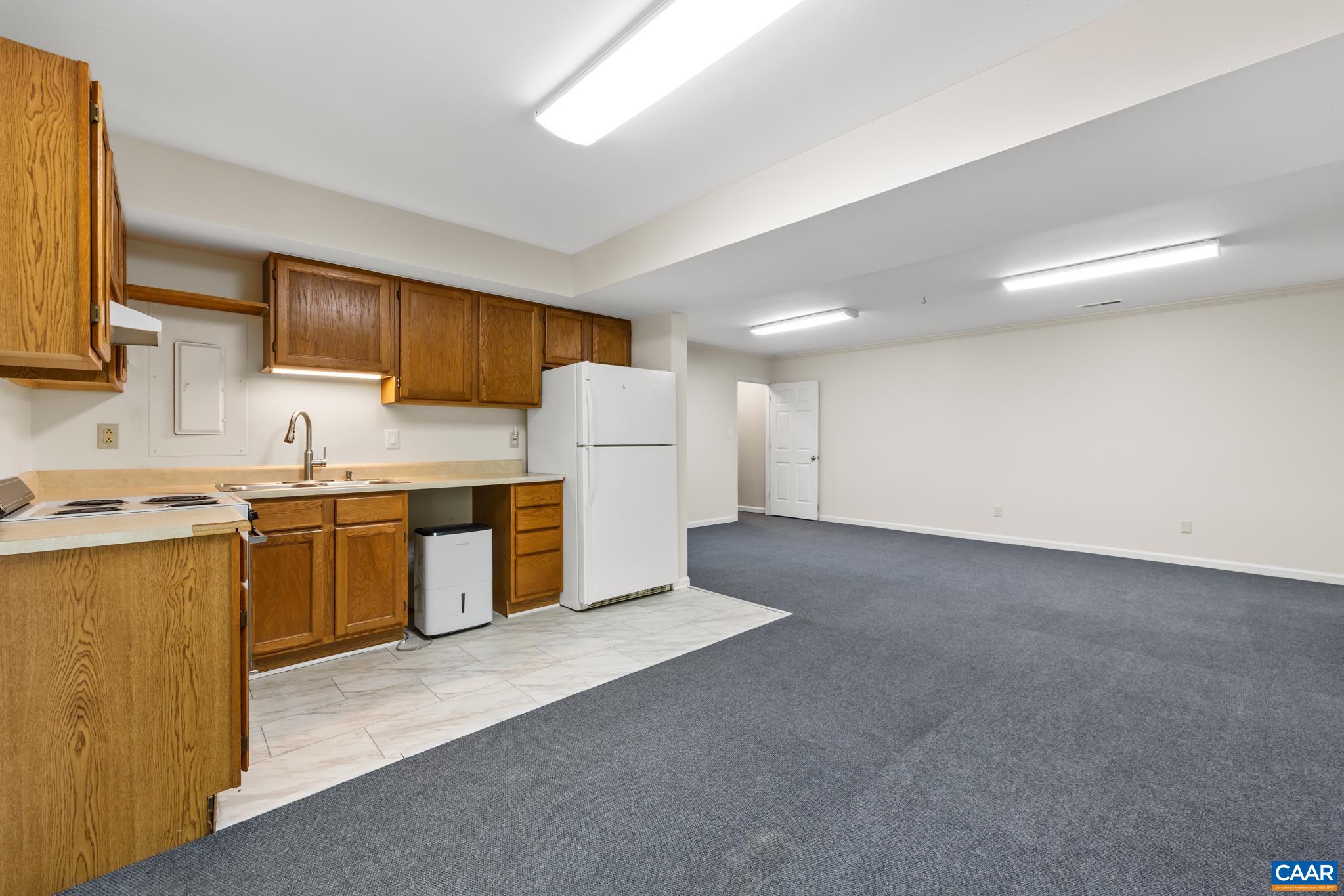 412 BERWICK CT, CHARLOTTESVILLE, Virginia 22901, 4 Bedrooms Bedrooms, ,3 BathroomsBathrooms,Residential,412 BERWICK CT,681561 MLS # 681561 412 BERWICK CT, CHARLOTTESVILLE, Virginia 22901, 4 Bedrooms Bedrooms, ,3 BathroomsBathrooms,Residential,412 BERWICK CT,681561 MLS # 681561