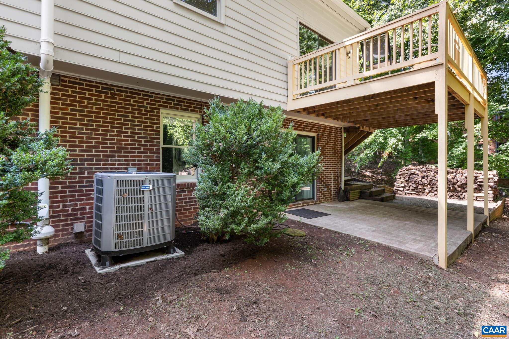 412 BERWICK CT, CHARLOTTESVILLE, Virginia 22901, 4 Bedrooms Bedrooms, ,3 BathroomsBathrooms,Residential,412 BERWICK CT,681561 MLS # 681561 412 BERWICK CT, CHARLOTTESVILLE, Virginia 22901, 4 Bedrooms Bedrooms, ,3 BathroomsBathrooms,Residential,412 BERWICK CT,681561 MLS # 681561