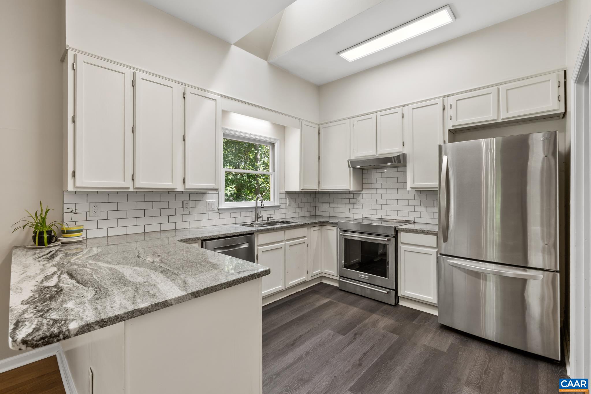 412 BERWICK CT, CHARLOTTESVILLE, Virginia 22901, 4 Bedrooms Bedrooms, ,3 BathroomsBathrooms,Residential,412 BERWICK CT,681561 MLS # 681561 412 BERWICK CT, CHARLOTTESVILLE, Virginia 22901, 4 Bedrooms Bedrooms, ,3 BathroomsBathrooms,Residential,412 BERWICK CT,681561 MLS # 681561