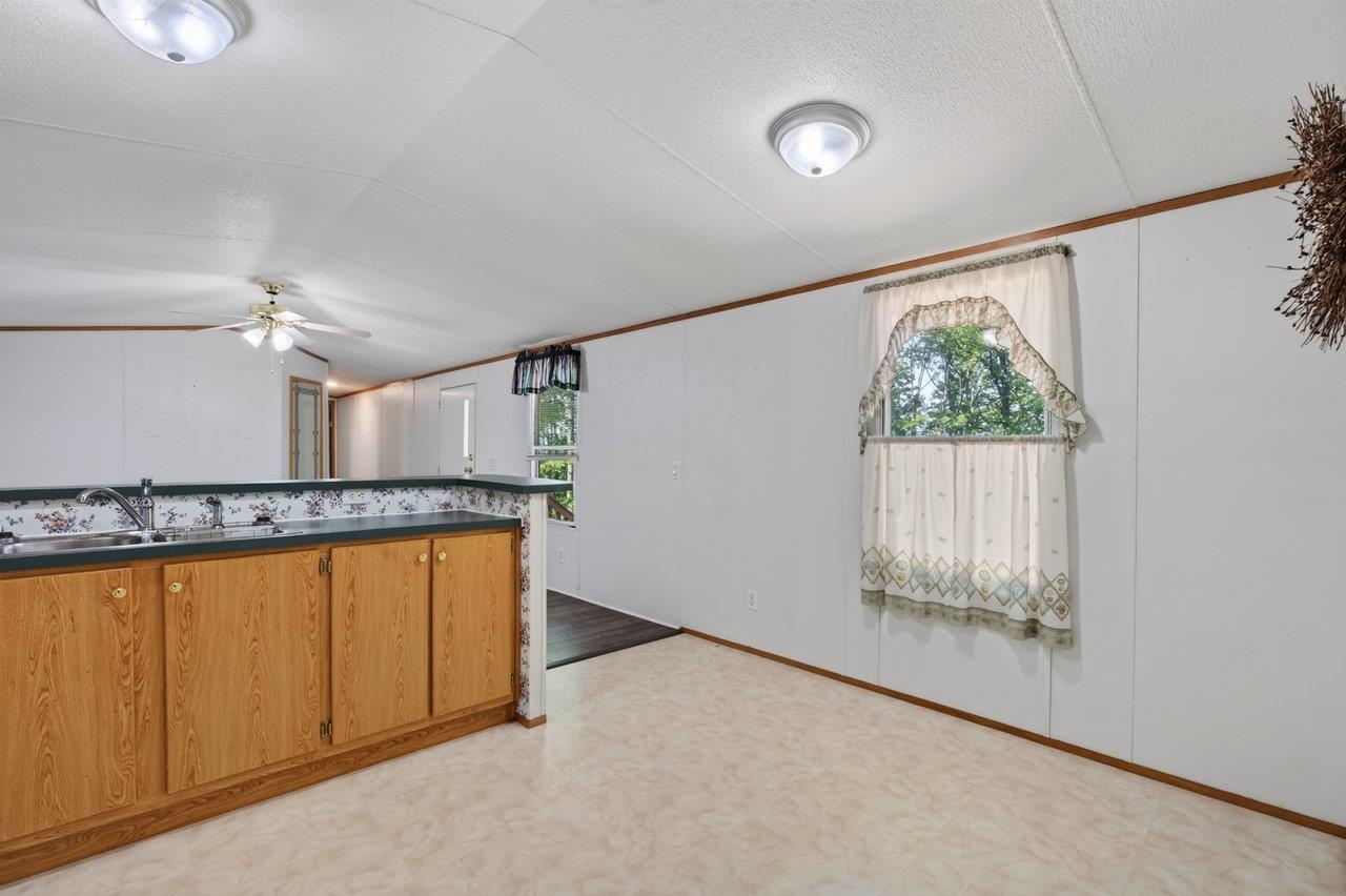 1874 TROXEL GAP RD, CRAIGSVILLE, Virginia 24430, 3 Bedrooms Bedrooms, ,2 BathroomsBathrooms,Residential,1874 TROXEL GAP RD,681563 MLS # 681563 1874 TROXEL GAP RD, CRAIGSVILLE, Virginia 24430, 3 Bedrooms Bedrooms, ,2 BathroomsBathrooms,Residential,1874 TROXEL GAP RD,681563 MLS # 681563