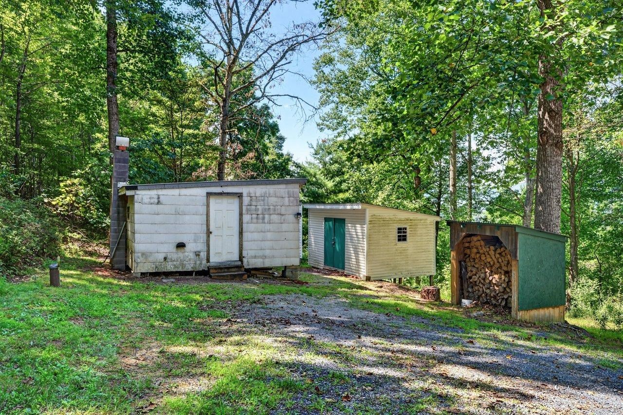 1874 TROXEL GAP RD, CRAIGSVILLE, Virginia 24430, 3 Bedrooms Bedrooms, ,2 BathroomsBathrooms,Residential,1874 TROXEL GAP RD,681563 MLS # 681563 1874 TROXEL GAP RD, CRAIGSVILLE, Virginia 24430, 3 Bedrooms Bedrooms, ,2 BathroomsBathrooms,Residential,1874 TROXEL GAP RD,681563 MLS # 681563
