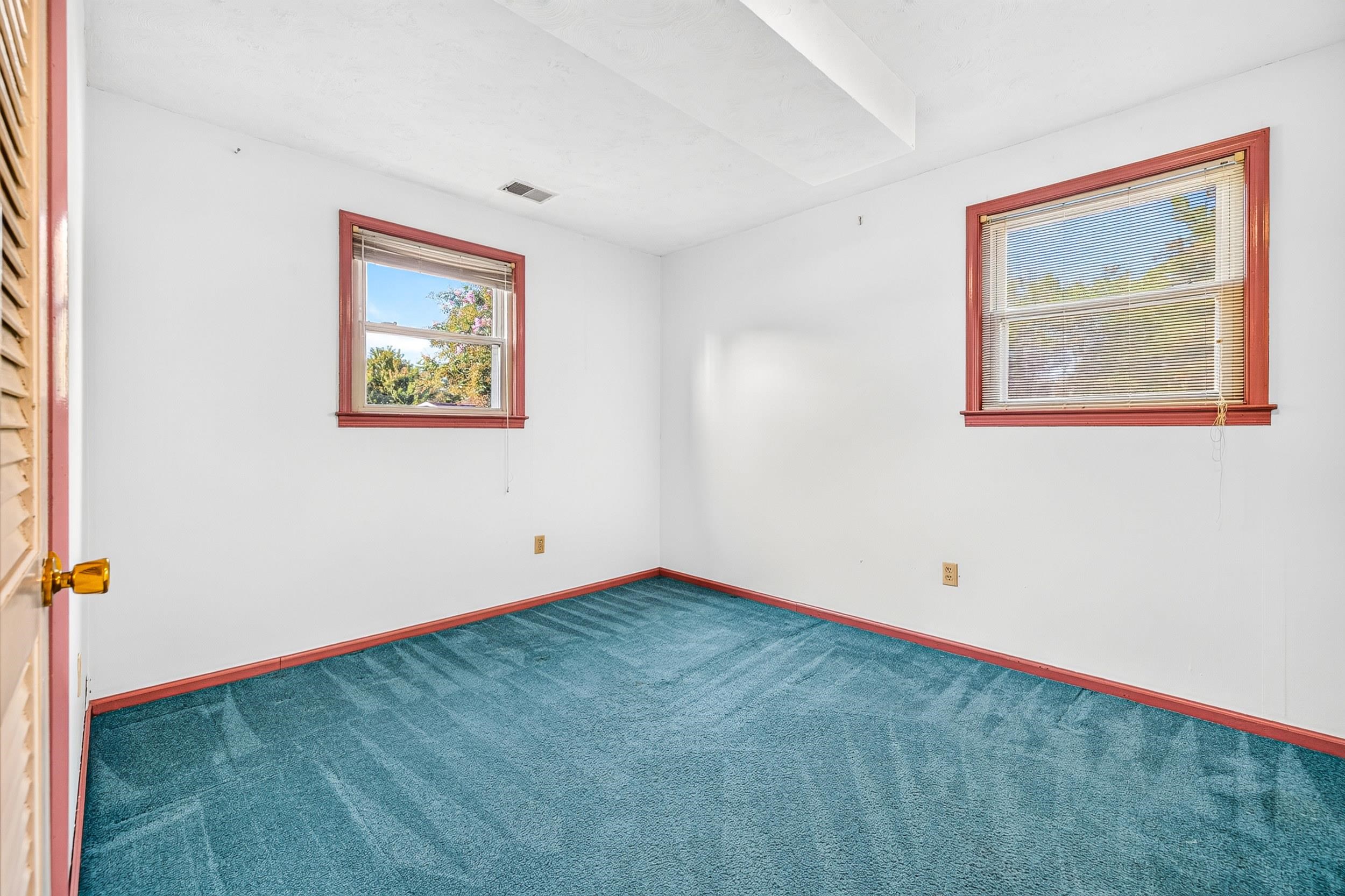 315 7TH ST, HARRISONBURG, Virginia 22802, 4 Bedrooms Bedrooms, ,2 BathroomsBathrooms,Residential,315 7TH ST,681566 MLS # 681566 315 7TH ST, HARRISONBURG, Virginia 22802, 4 Bedrooms Bedrooms, ,2 BathroomsBathrooms,Residential,315 7TH ST,681566 MLS # 681566