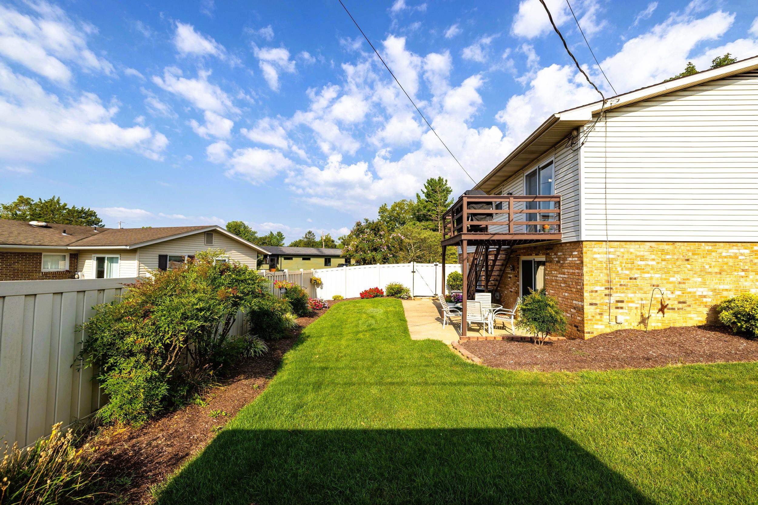 315 7TH ST, HARRISONBURG, Virginia 22802, 4 Bedrooms Bedrooms, ,2 BathroomsBathrooms,Residential,315 7TH ST,681566 MLS # 681566 315 7TH ST, HARRISONBURG, Virginia 22802, 4 Bedrooms Bedrooms, ,2 BathroomsBathrooms,Residential,315 7TH ST,681566 MLS # 681566