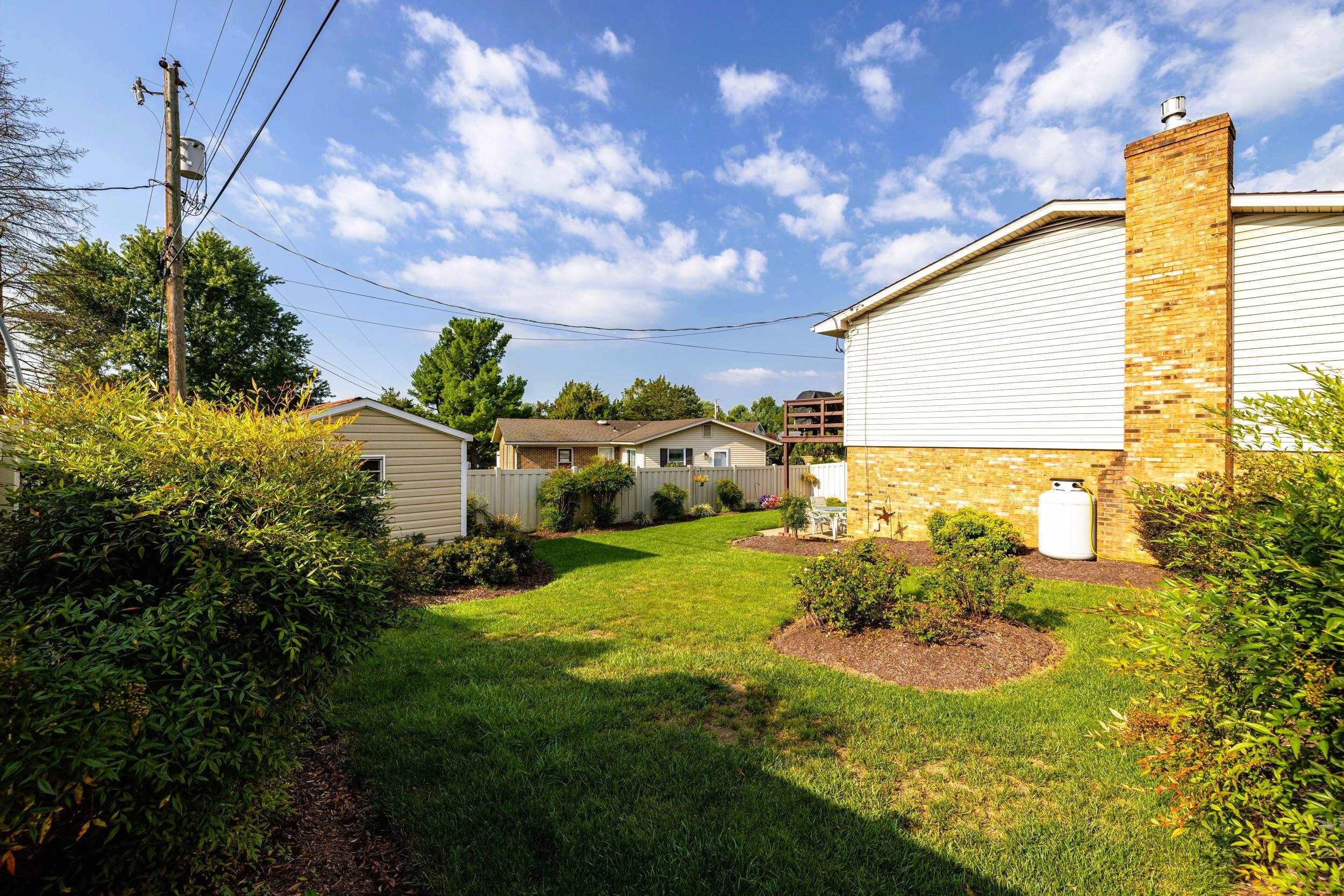 315 7TH ST, HARRISONBURG, Virginia 22802, 4 Bedrooms Bedrooms, ,2 BathroomsBathrooms,Residential,315 7TH ST,681566 MLS # 681566 315 7TH ST, HARRISONBURG, Virginia 22802, 4 Bedrooms Bedrooms, ,2 BathroomsBathrooms,Residential,315 7TH ST,681566 MLS # 681566