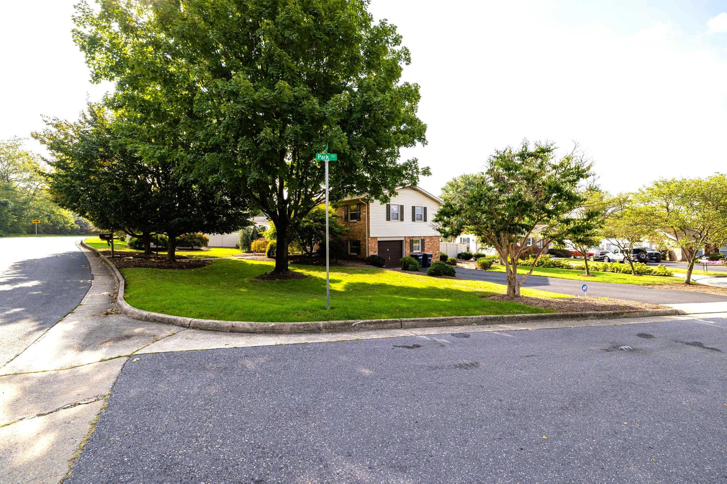 315 7TH ST, HARRISONBURG, Virginia 22802, 4 Bedrooms Bedrooms, ,2 BathroomsBathrooms,Residential,315 7TH ST,681566 MLS # 681566 315 7TH ST, HARRISONBURG, Virginia 22802, 4 Bedrooms Bedrooms, ,2 BathroomsBathrooms,Residential,315 7TH ST,681566 MLS # 681566