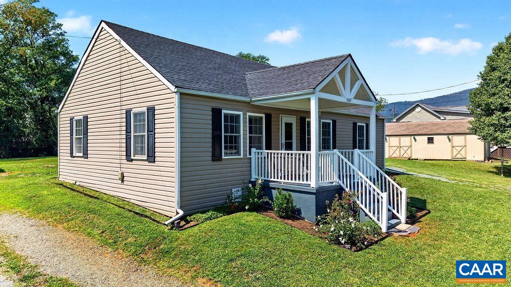5869 MCCOMB ST, CROZET, Virginia 22932, 2 Bedrooms Bedrooms, ,1 BathroomBathrooms,Residential,5869 MCCOMB ST,681572 MLS # 681572