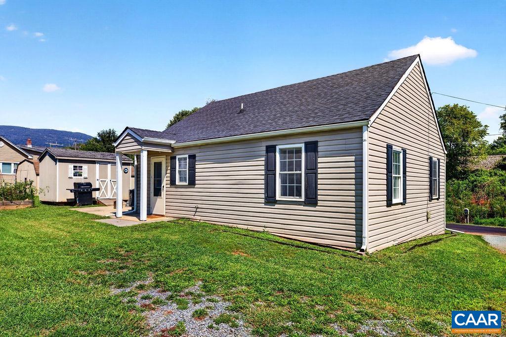 5869 MCCOMB ST, CROZET, Virginia 22932, 2 Bedrooms Bedrooms, ,1 BathroomBathrooms,Residential,5869 MCCOMB ST,681572 MLS # 681572