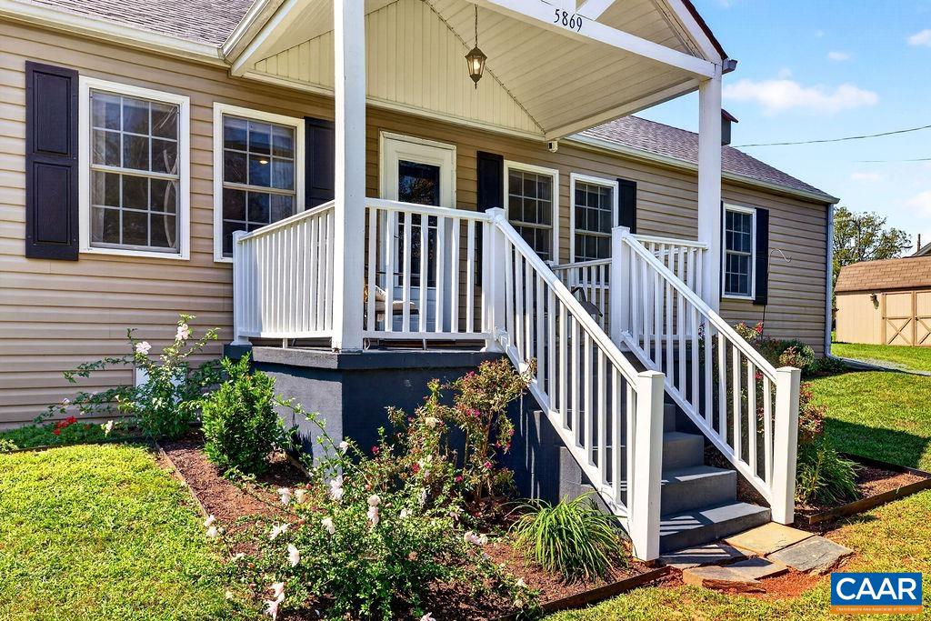 5869 MCCOMB ST, CROZET, Virginia 22932, 2 Bedrooms Bedrooms, ,1 BathroomBathrooms,Residential,5869 MCCOMB ST,681572 MLS # 681572