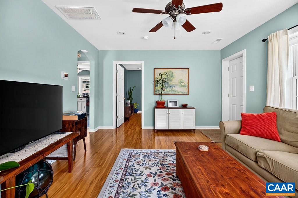 5869 MCCOMB ST, CROZET, Virginia 22932, 2 Bedrooms Bedrooms, ,1 BathroomBathrooms,Residential,5869 MCCOMB ST,681572 MLS # 681572