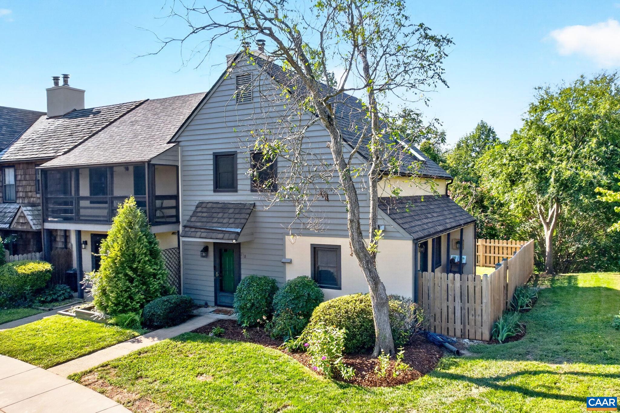 718 MERION GREENE, CHARLOTTESVILLE, Virginia 22901, 2 Bedrooms Bedrooms, ,2 BathroomsBathrooms,Residential,718 MERION GREENE,681573 MLS # 681573 718 MERION GREENE, CHARLOTTESVILLE, Virginia 22901, 2 Bedrooms Bedrooms, ,2 BathroomsBathrooms,Residential,718 MERION GREENE,681573 MLS # 681573