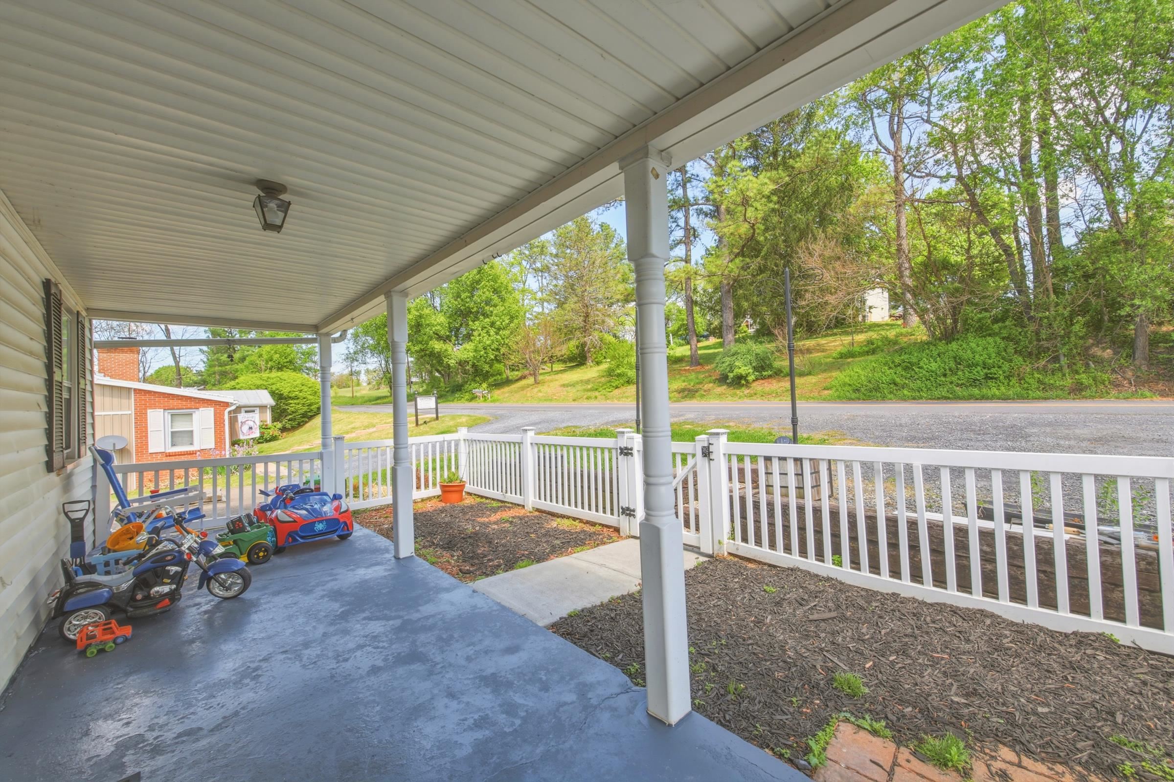 353 TURKEY KNOB RD, QUICKSBURG, Virginia 22847, 2 Bedrooms Bedrooms, ,2 BathroomsBathrooms,Residential,353 TURKEY KNOB RD,681578 MLS # 681578