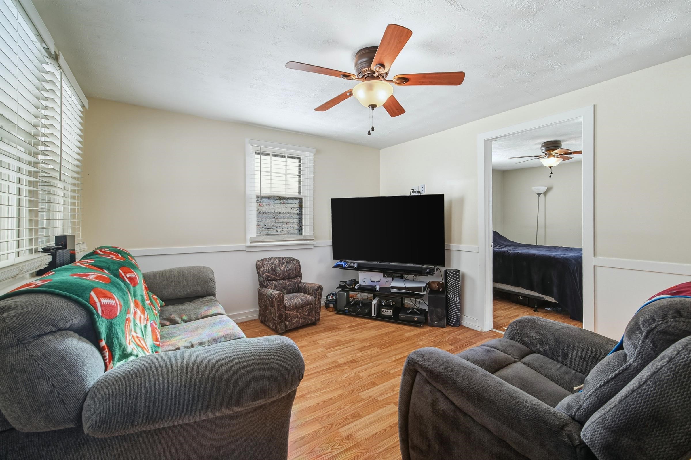 353 TURKEY KNOB RD, QUICKSBURG, Virginia 22847, 2 Bedrooms Bedrooms, ,2 BathroomsBathrooms,Residential,353 TURKEY KNOB RD,681578 MLS # 681578