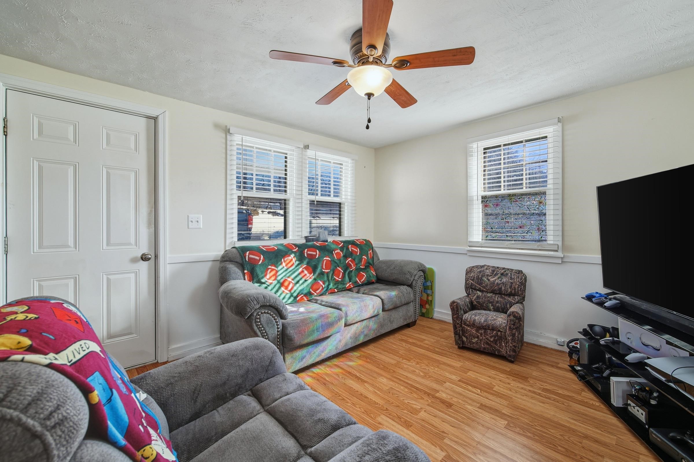 353 TURKEY KNOB RD, QUICKSBURG, Virginia 22847, 2 Bedrooms Bedrooms, ,2 BathroomsBathrooms,Residential,353 TURKEY KNOB RD,681578 MLS # 681578