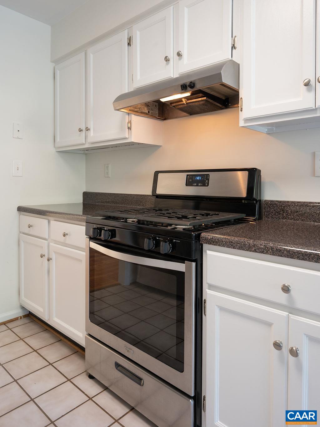 1145 MILL PARK DRIVE EXT, CHARLOTTESVILLE, Virginia 22901, 2 Bedrooms Bedrooms, ,2 BathroomsBathrooms,Residential,1145 MILL PARK DRIVE EXT,681580 MLS # 681580 1145 MILL PARK DRIVE EXT, CHARLOTTESVILLE, Virginia 22901, 2 Bedrooms Bedrooms, ,2 BathroomsBathrooms,Residential,1145 MILL PARK DRIVE EXT,681580 MLS # 681580