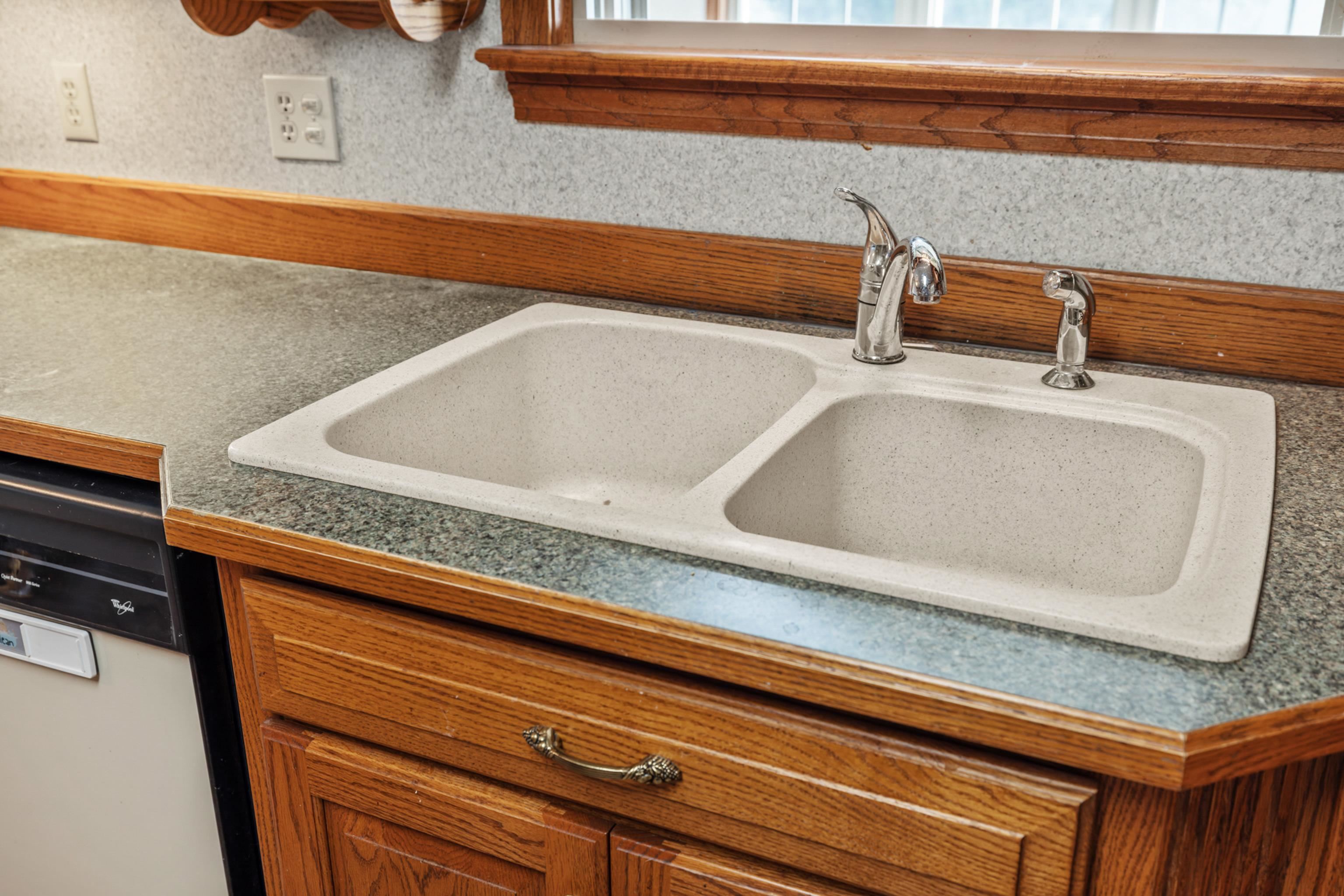 7615 PORT REPUBLIC RD, PORT REPUBLIC, Virginia 24471, 3 Bedrooms Bedrooms, ,2 BathroomsBathrooms,Residential,7615 PORT REPUBLIC RD,681582 MLS # 681582 7615 PORT REPUBLIC RD, PORT REPUBLIC, Virginia 24471, 3 Bedrooms Bedrooms, ,2 BathroomsBathrooms,Residential,7615 PORT REPUBLIC RD,681582 MLS # 681582