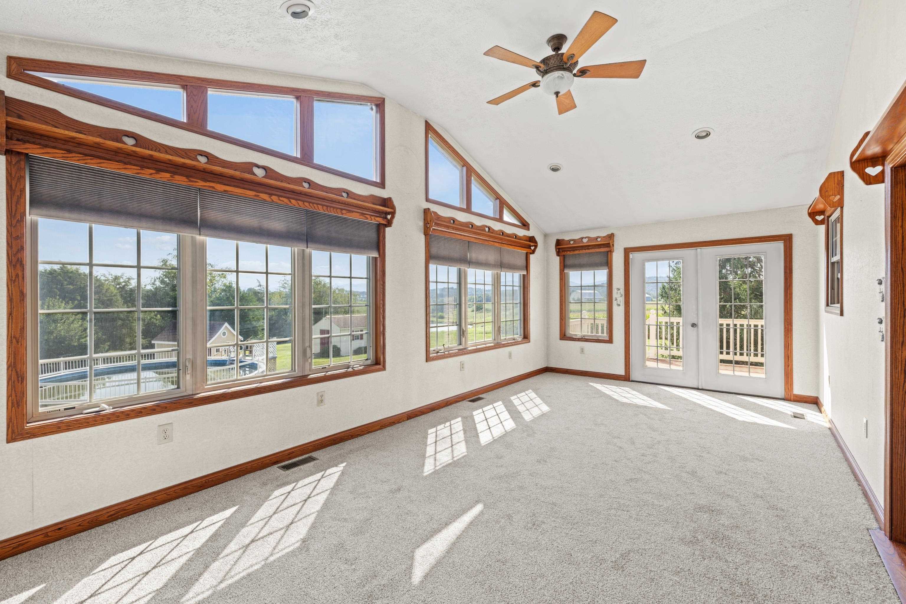 7615 PORT REPUBLIC RD, PORT REPUBLIC, Virginia 24471, 3 Bedrooms Bedrooms, ,2 BathroomsBathrooms,Residential,7615 PORT REPUBLIC RD,681582 MLS # 681582 7615 PORT REPUBLIC RD, PORT REPUBLIC, Virginia 24471, 3 Bedrooms Bedrooms, ,2 BathroomsBathrooms,Residential,7615 PORT REPUBLIC RD,681582 MLS # 681582