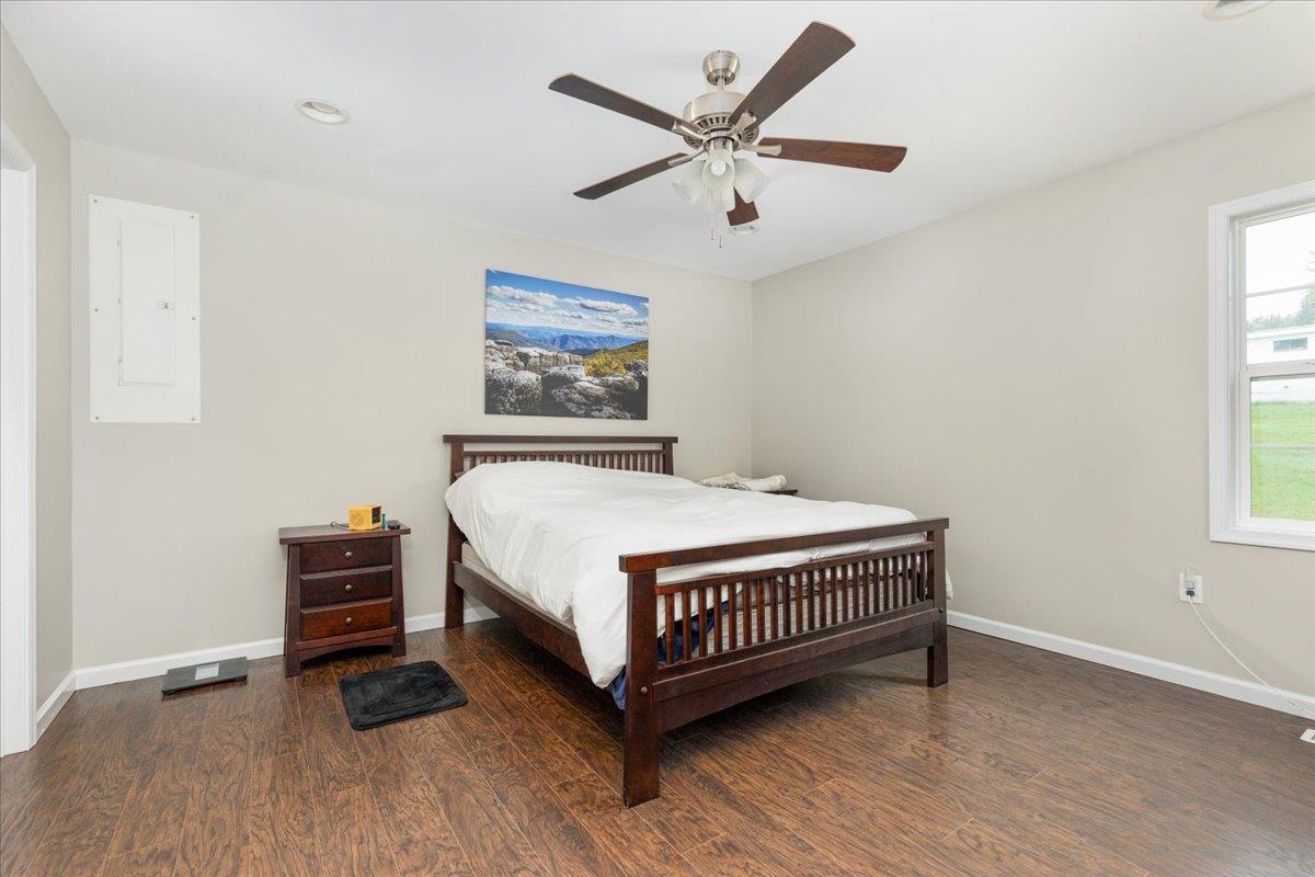 325 CHERRY ST, TIMBERVILLE, Virginia 22853, 3 Bedrooms Bedrooms, ,2 BathroomsBathrooms,Residential,325 CHERRY ST,681587 MLS # 681587 325 CHERRY ST, TIMBERVILLE, Virginia 22853, 3 Bedrooms Bedrooms, ,2 BathroomsBathrooms,Residential,325 CHERRY ST,681587 MLS # 681587