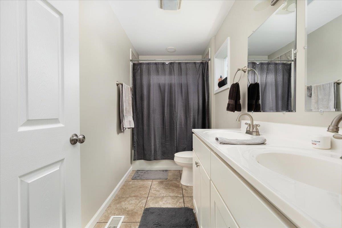 325 CHERRY ST, TIMBERVILLE, Virginia 22853, 3 Bedrooms Bedrooms, ,2 BathroomsBathrooms,Residential,325 CHERRY ST,681587 MLS # 681587 325 CHERRY ST, TIMBERVILLE, Virginia 22853, 3 Bedrooms Bedrooms, ,2 BathroomsBathrooms,Residential,325 CHERRY ST,681587 MLS # 681587