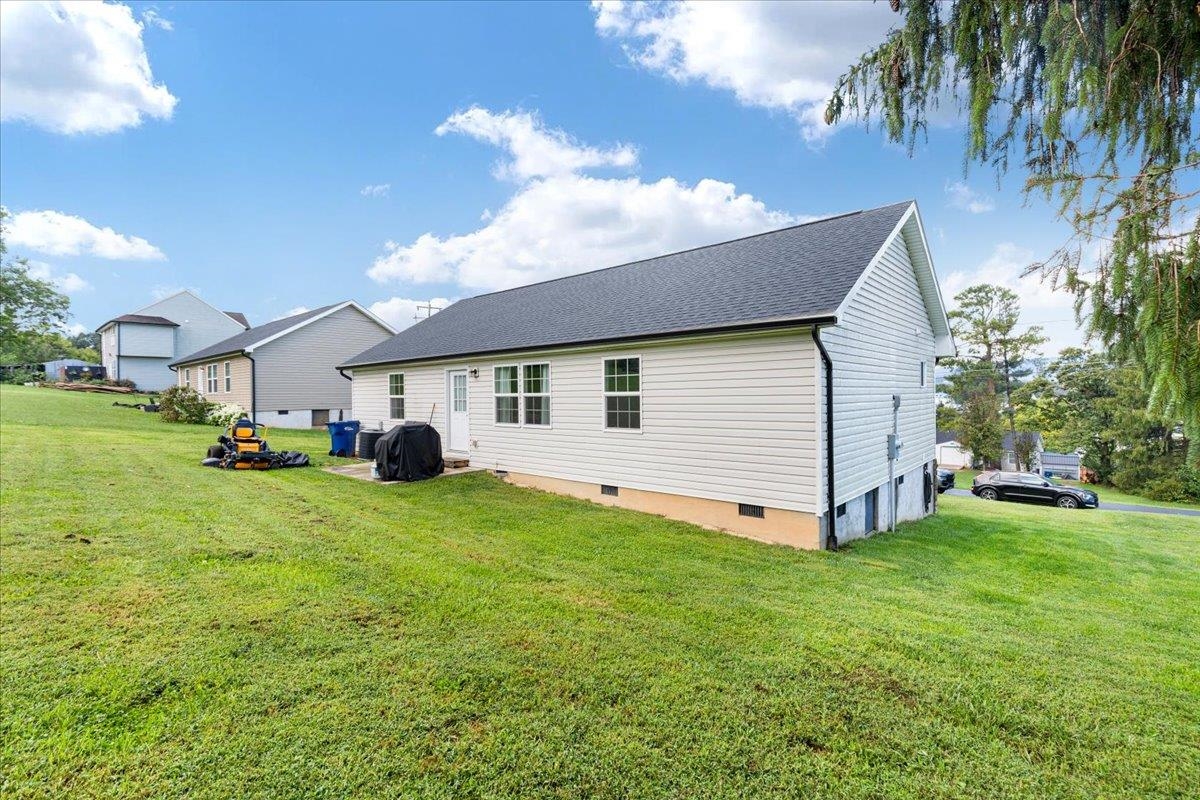325 CHERRY ST, TIMBERVILLE, Virginia 22853, 3 Bedrooms Bedrooms, ,2 BathroomsBathrooms,Residential,325 CHERRY ST,681587 MLS # 681587 325 CHERRY ST, TIMBERVILLE, Virginia 22853, 3 Bedrooms Bedrooms, ,2 BathroomsBathrooms,Residential,325 CHERRY ST,681587 MLS # 681587