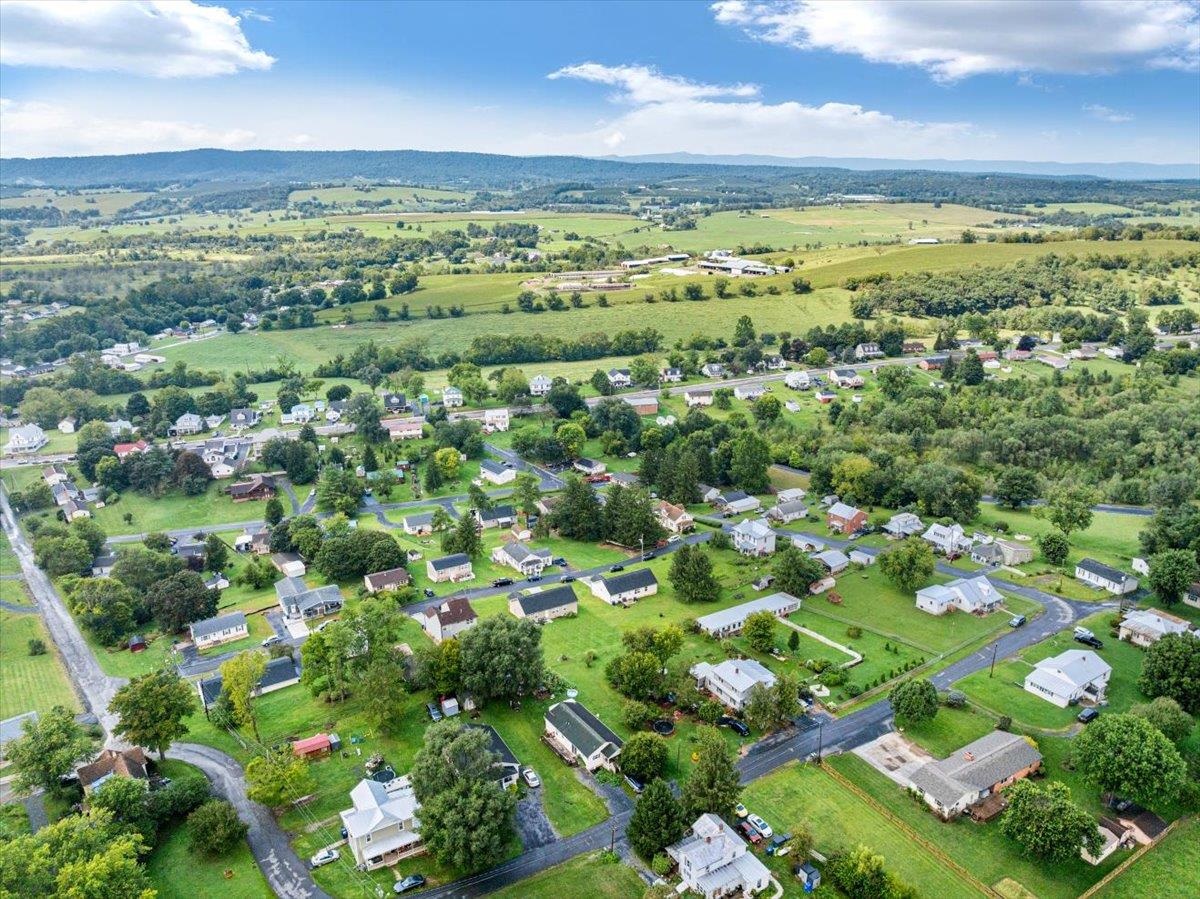 325 CHERRY ST, TIMBERVILLE, Virginia 22853, 3 Bedrooms Bedrooms, ,2 BathroomsBathrooms,Residential,325 CHERRY ST,681587 MLS # 681587 325 CHERRY ST, TIMBERVILLE, Virginia 22853, 3 Bedrooms Bedrooms, ,2 BathroomsBathrooms,Residential,325 CHERRY ST,681587 MLS # 681587