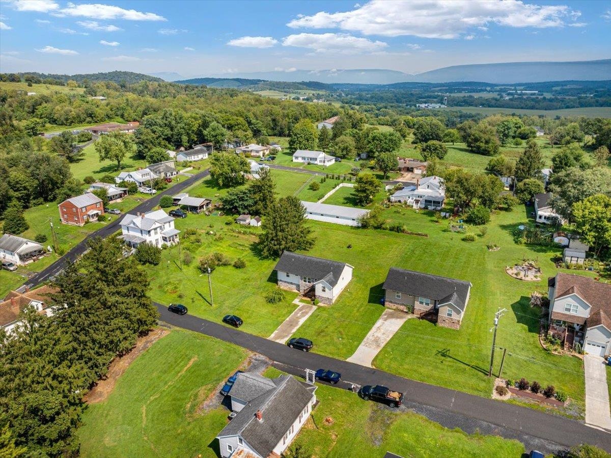 325 CHERRY ST, TIMBERVILLE, Virginia 22853, 3 Bedrooms Bedrooms, ,2 BathroomsBathrooms,Residential,325 CHERRY ST,681587 MLS # 681587 325 CHERRY ST, TIMBERVILLE, Virginia 22853, 3 Bedrooms Bedrooms, ,2 BathroomsBathrooms,Residential,325 CHERRY ST,681587 MLS # 681587