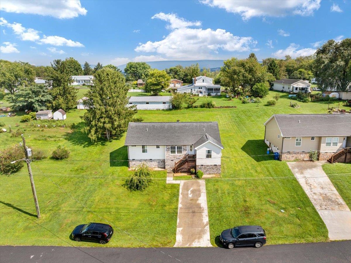 325 CHERRY ST, TIMBERVILLE, Virginia 22853, 3 Bedrooms Bedrooms, ,2 BathroomsBathrooms,Residential,325 CHERRY ST,681587 MLS # 681587 325 CHERRY ST, TIMBERVILLE, Virginia 22853, 3 Bedrooms Bedrooms, ,2 BathroomsBathrooms,Residential,325 CHERRY ST,681587 MLS # 681587