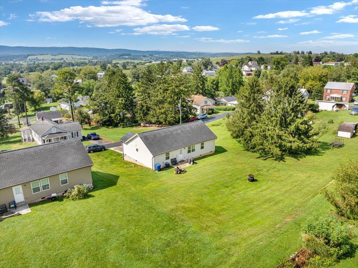 325 CHERRY ST, TIMBERVILLE, Virginia 22853, 3 Bedrooms Bedrooms, ,2 BathroomsBathrooms,Residential,325 CHERRY ST,681587 MLS # 681587 325 CHERRY ST, TIMBERVILLE, Virginia 22853, 3 Bedrooms Bedrooms, ,2 BathroomsBathrooms,Residential,325 CHERRY ST,681587 MLS # 681587