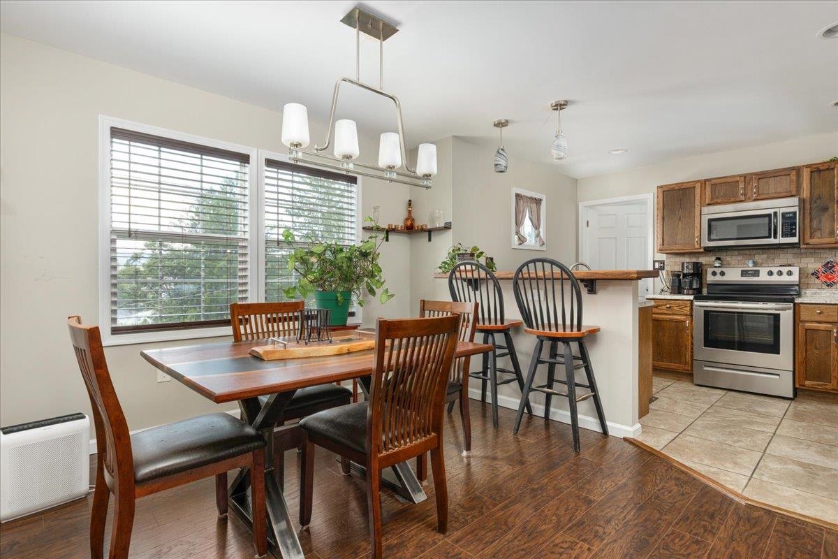 325 CHERRY ST, TIMBERVILLE, Virginia 22853, 3 Bedrooms Bedrooms, ,2 BathroomsBathrooms,Residential,325 CHERRY ST,681587 MLS # 681587 325 CHERRY ST, TIMBERVILLE, Virginia 22853, 3 Bedrooms Bedrooms, ,2 BathroomsBathrooms,Residential,325 CHERRY ST,681587 MLS # 681587