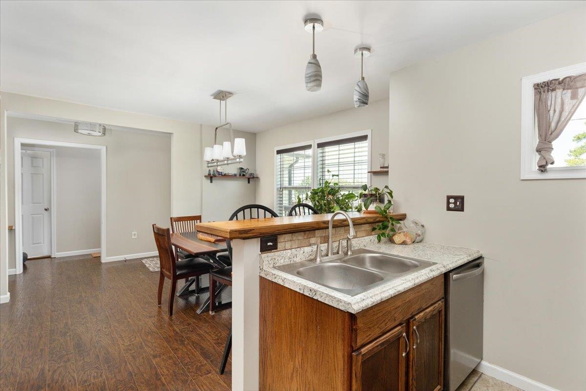 325 CHERRY ST, TIMBERVILLE, Virginia 22853, 3 Bedrooms Bedrooms, ,2 BathroomsBathrooms,Residential,325 CHERRY ST,681587 MLS # 681587 325 CHERRY ST, TIMBERVILLE, Virginia 22853, 3 Bedrooms Bedrooms, ,2 BathroomsBathrooms,Residential,325 CHERRY ST,681587 MLS # 681587