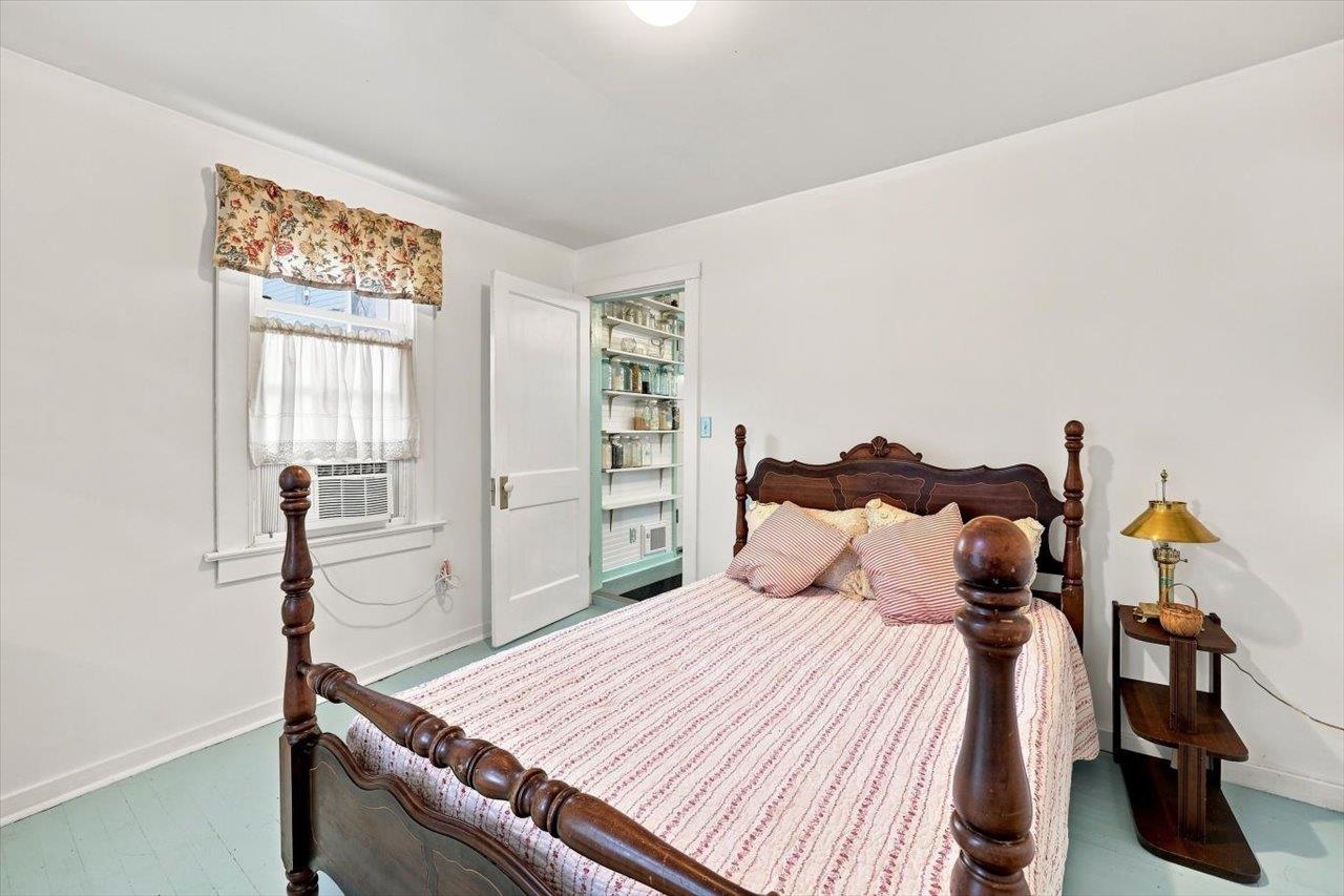 1450 ASHBY ST, STAUNTON, Virginia 24401, 2 Bedrooms Bedrooms, ,1 BathroomBathrooms,Residential,1450 ASHBY ST,681590 MLS # 681590